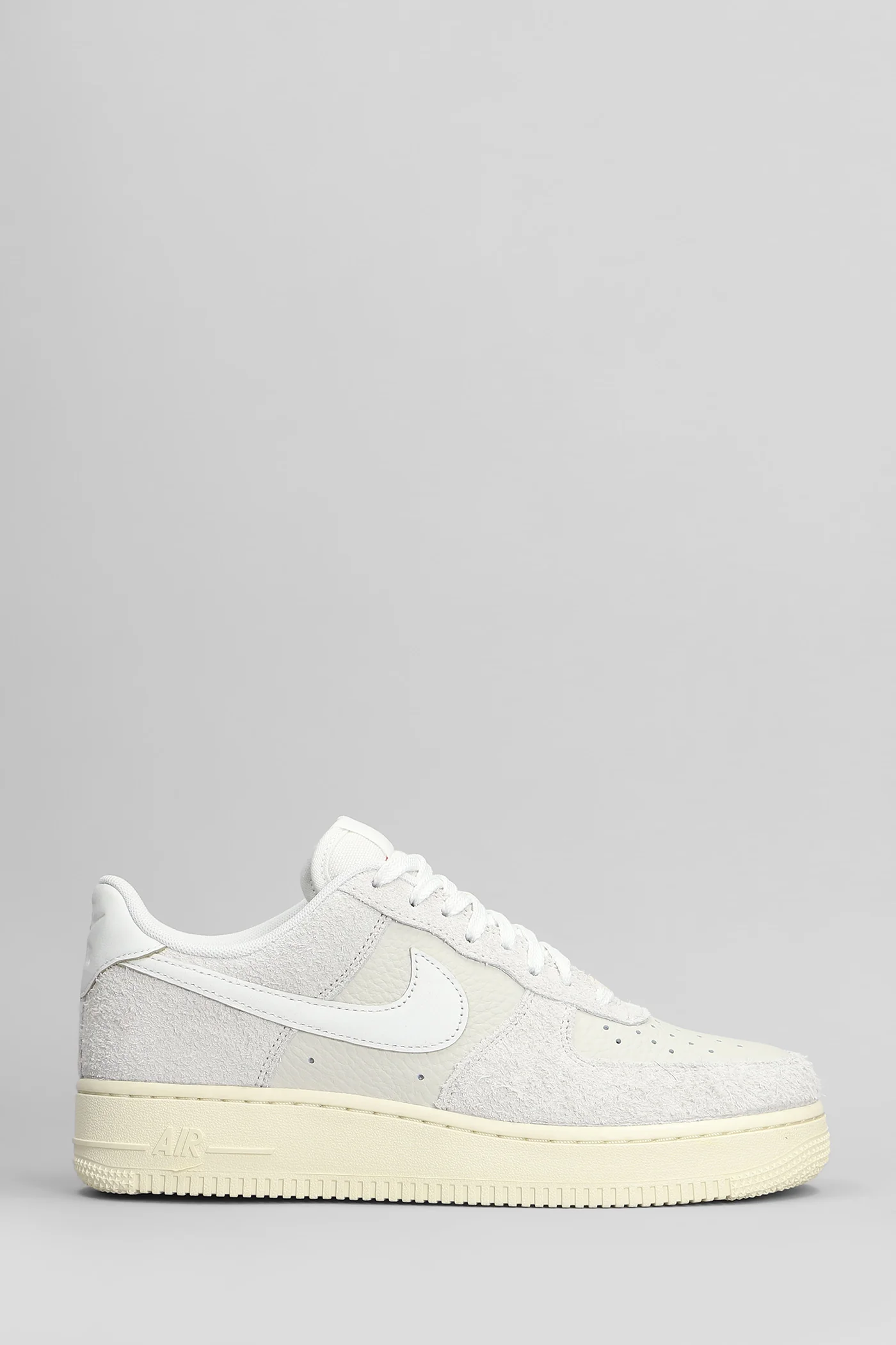 Air Force 1 07 Lx Sneakers in grey suede and leather