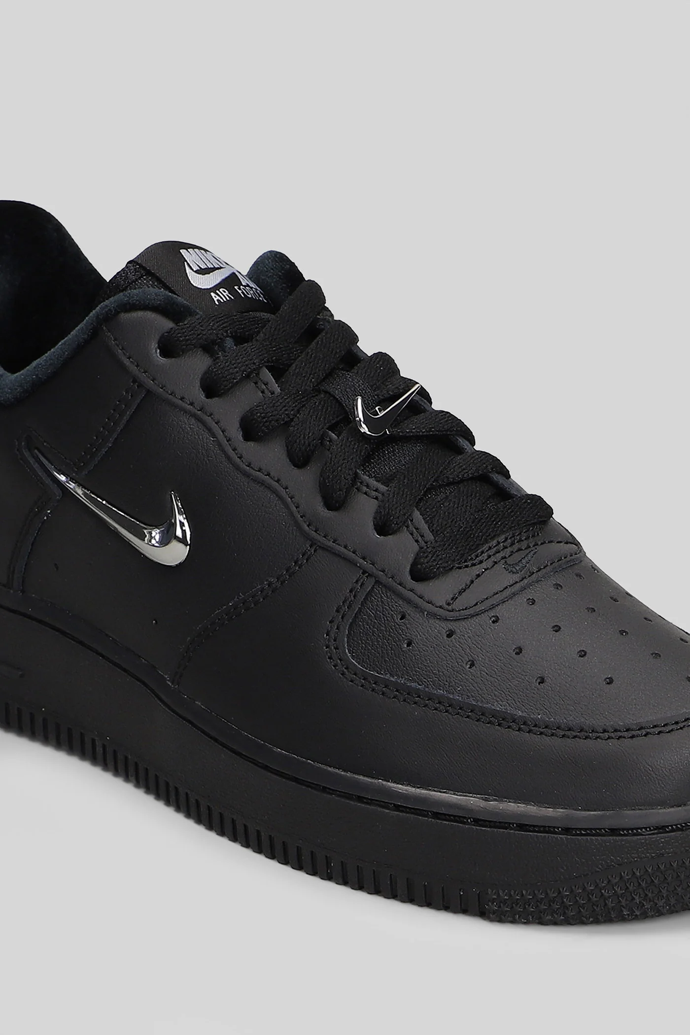 Air force 1 07 Sneakers in black leather - Image 5