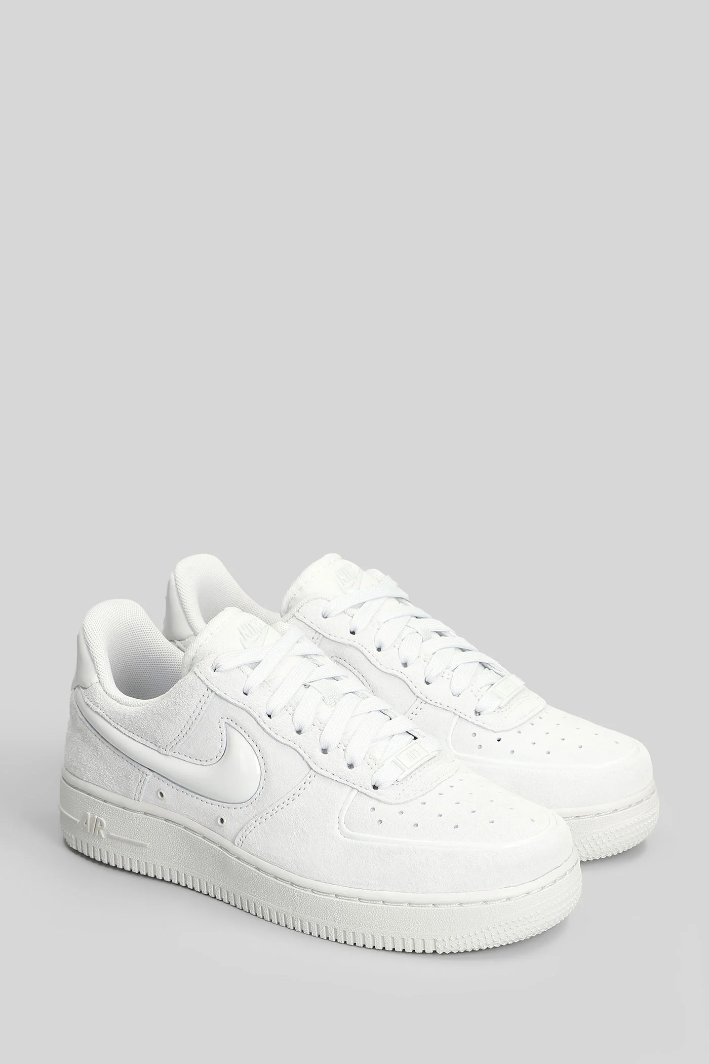 Air Force 1 07 Sneakers in white suede - Image 2