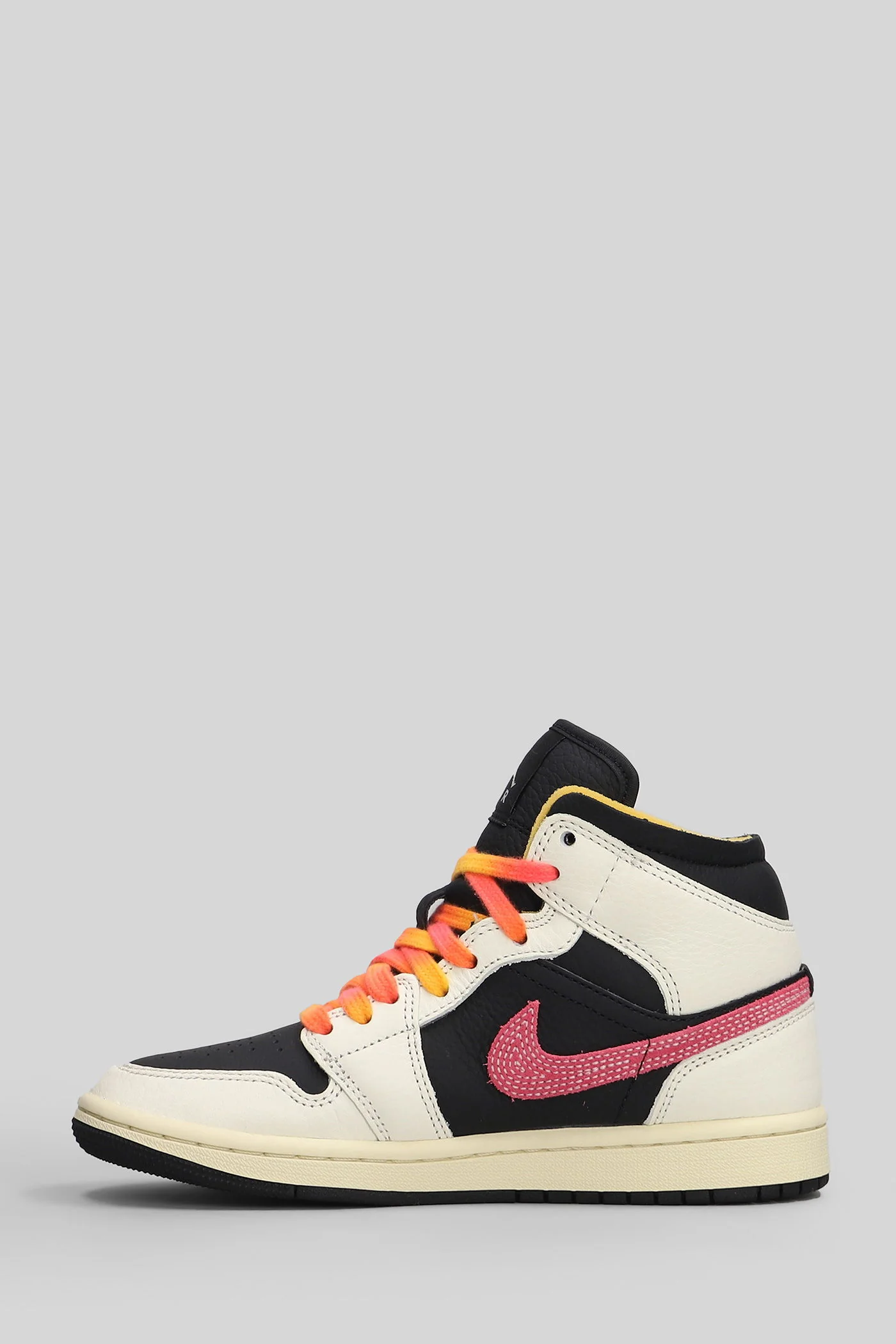 Air jordan 1 mid Sneakers in black suede and leather - Image 3
