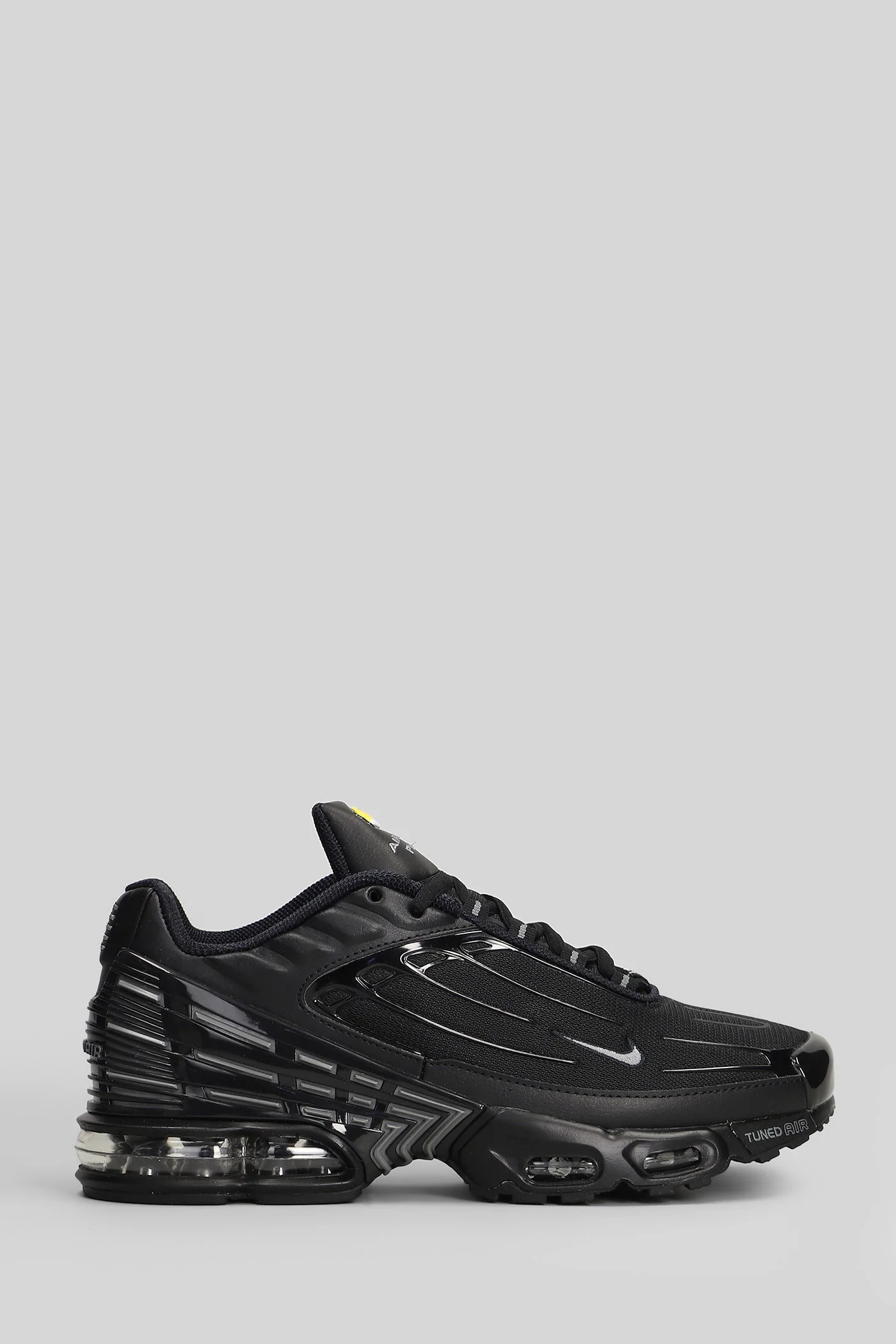 Air Max Plus III Sneakers in black leather and fabric
