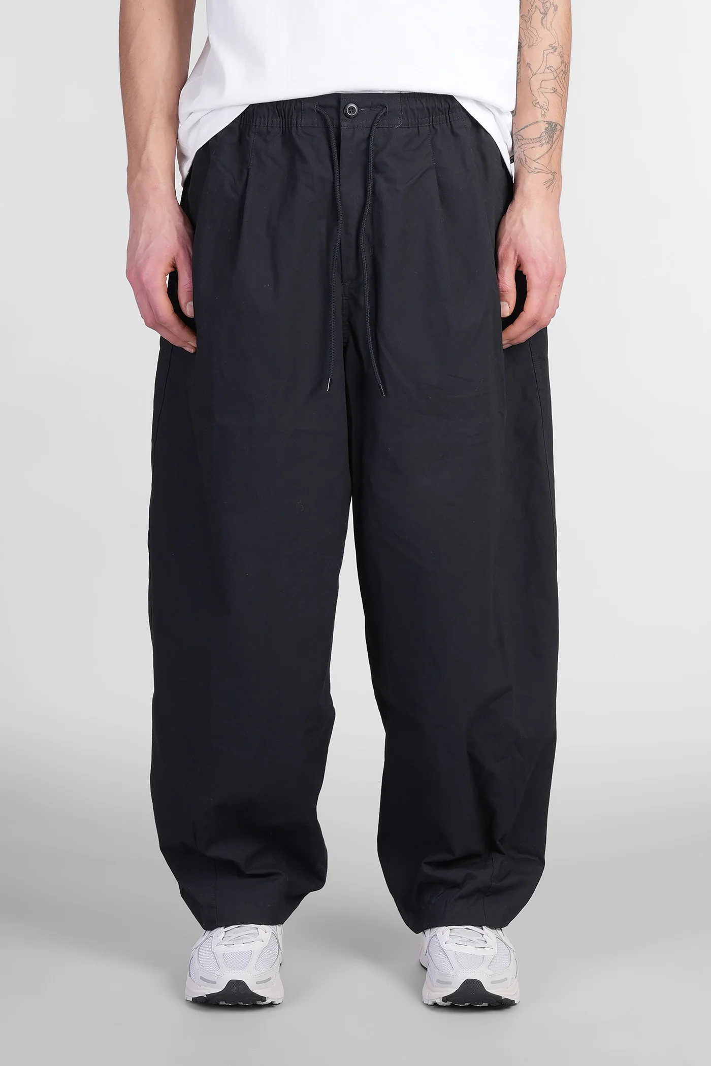 Club Balloon Pant Pants in black cotton - Image 6