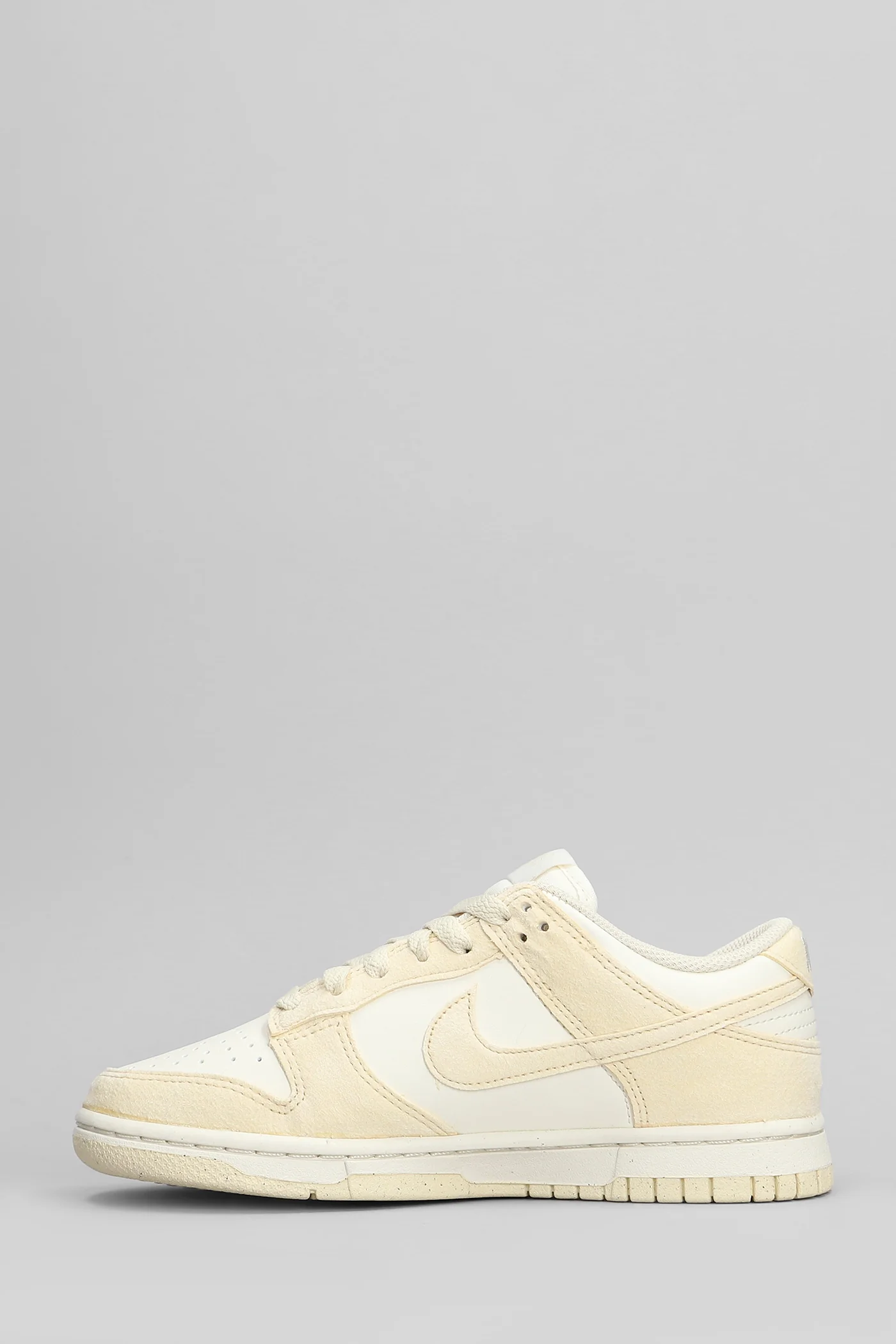 Dunk Low Sneakers in beige suede and leather - Image 3