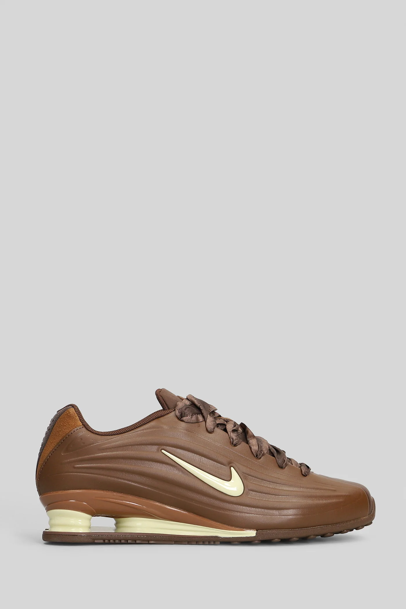 Nike shox z lace Sneakers in brown synthetic leather