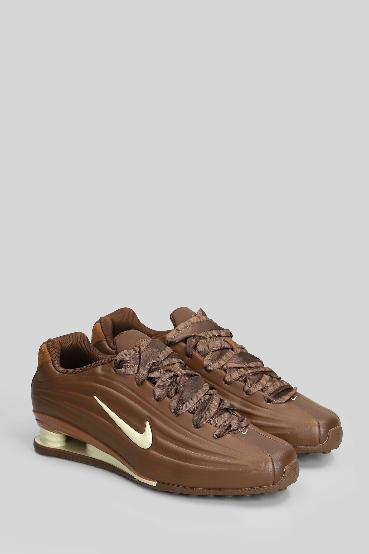 Nike shox z lace Sneakers in brown synthetic leather - Image 2