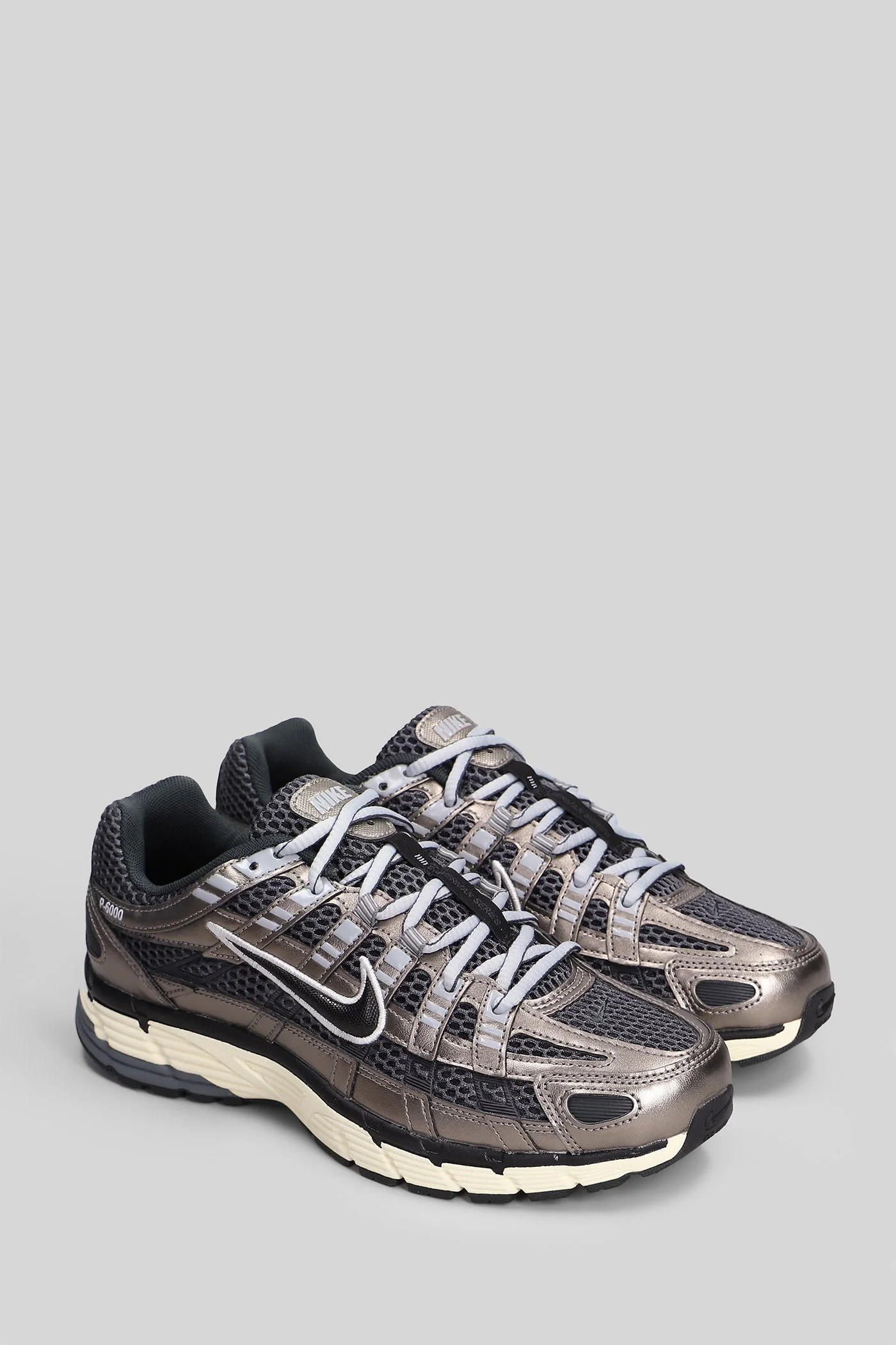 P-6000 se Sneakers in platinum leather and fabric - Image 2