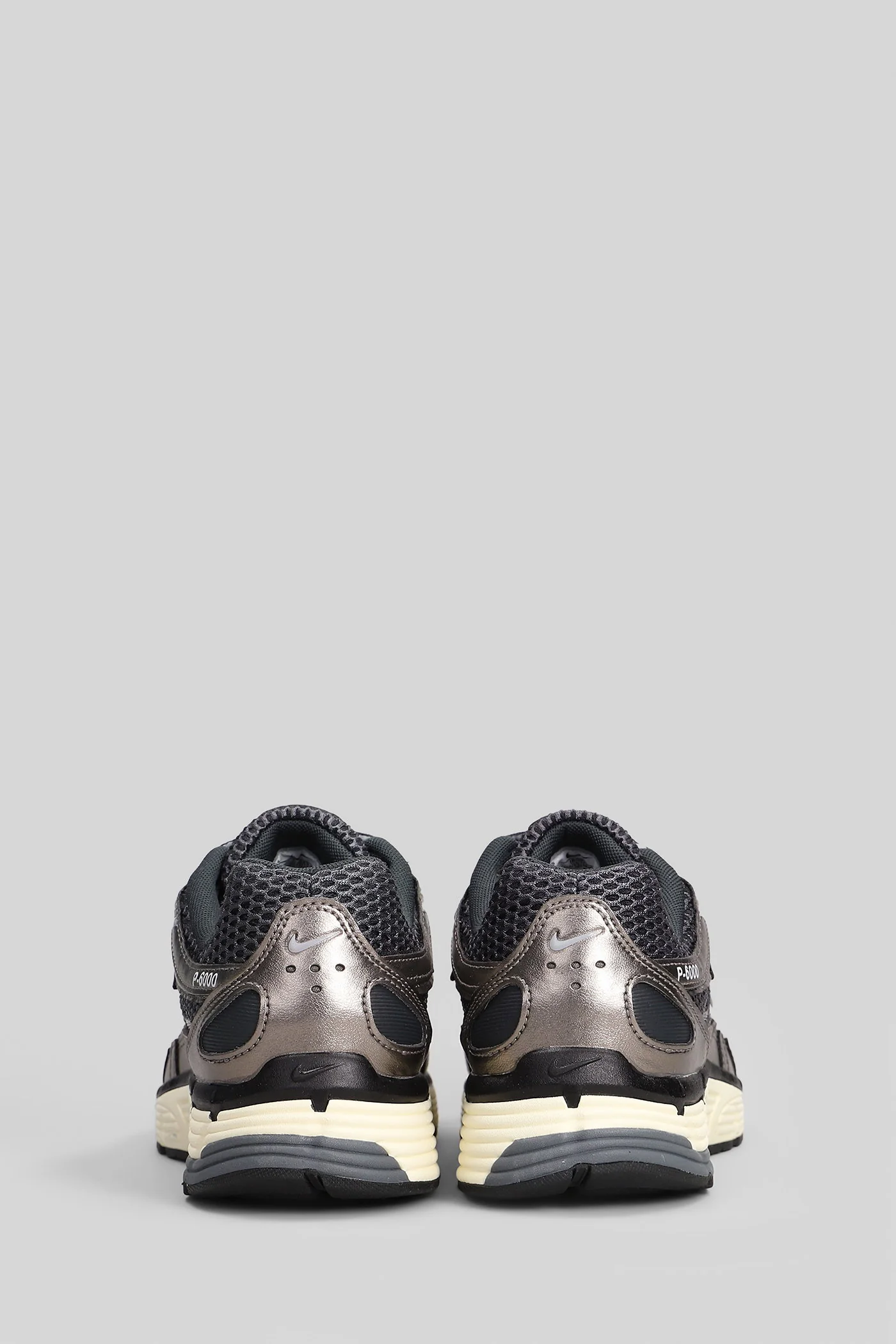 P-6000 se Sneakers in platinum leather and fabric - Image 4