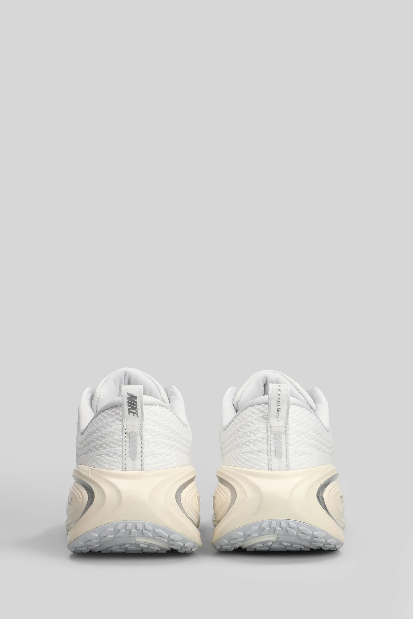 Vomero Plus Sneakers in white fabric - Image 4