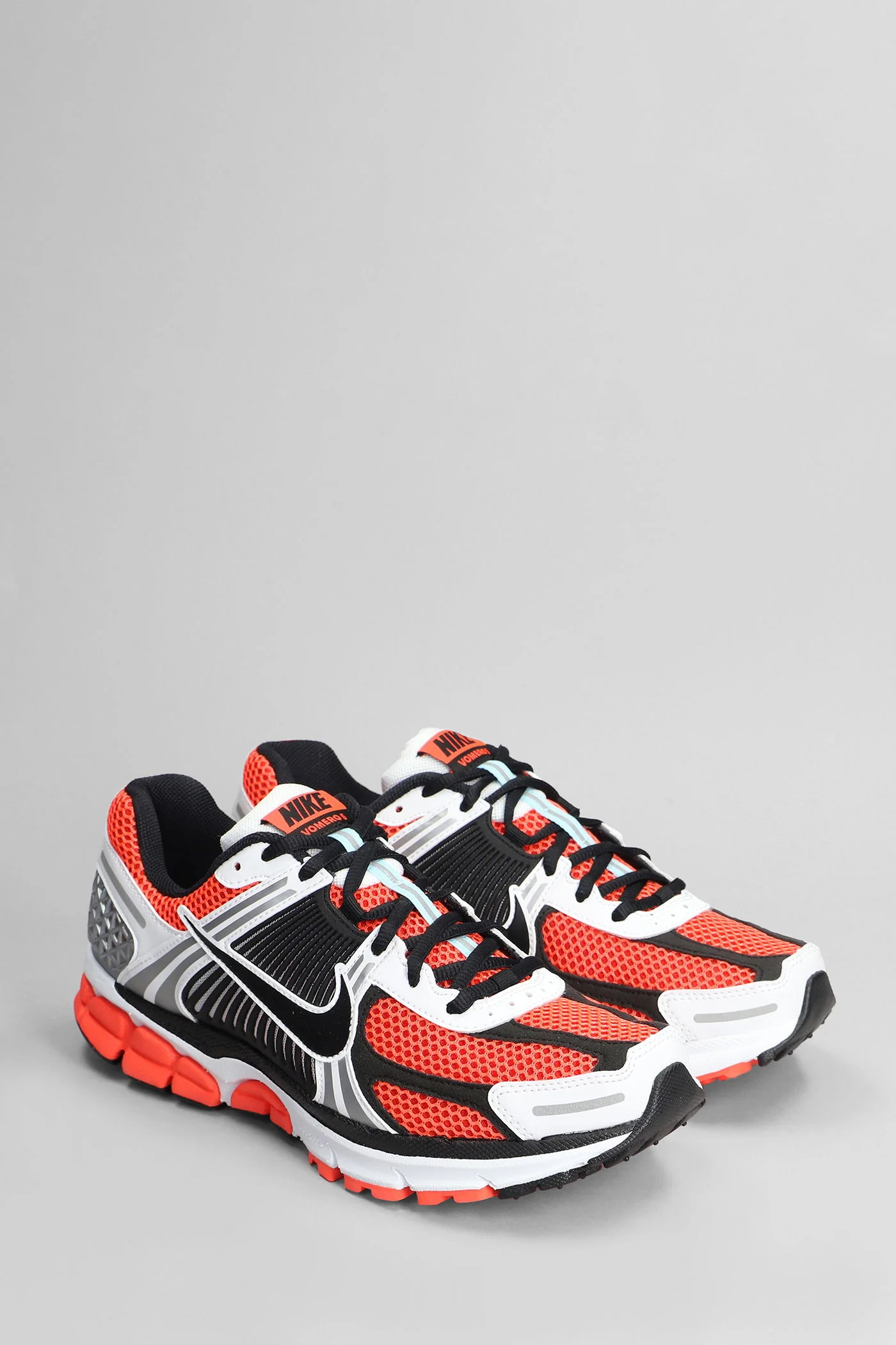 Zoom Vomero 5 Sneakers in black fabric - Image 2
