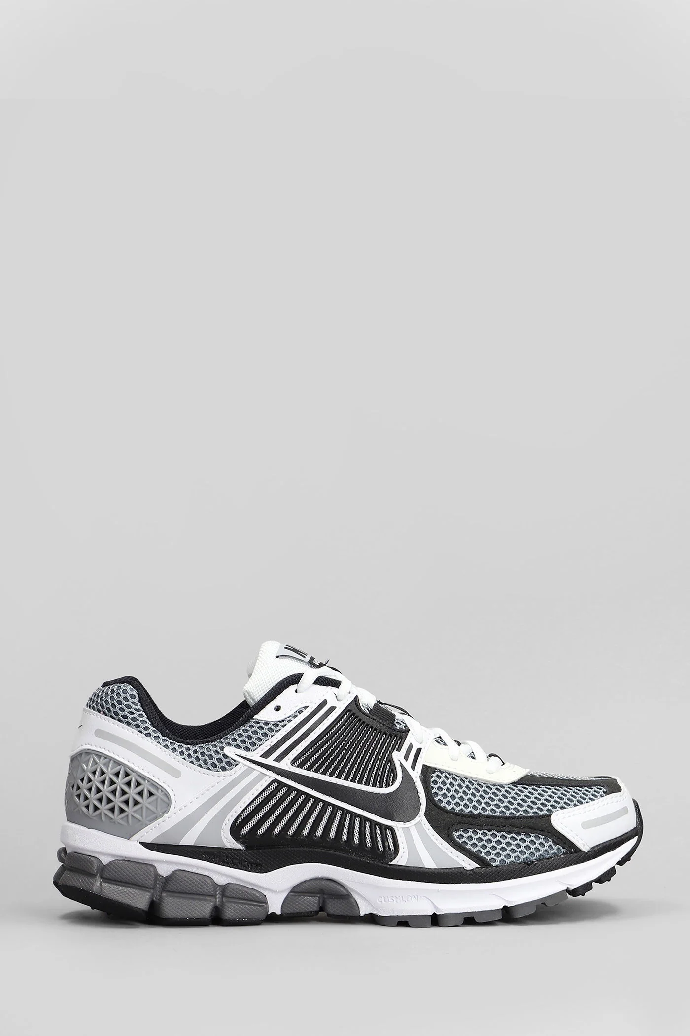 Zoom Vomero 5 Sneakers in grey leather and fabric