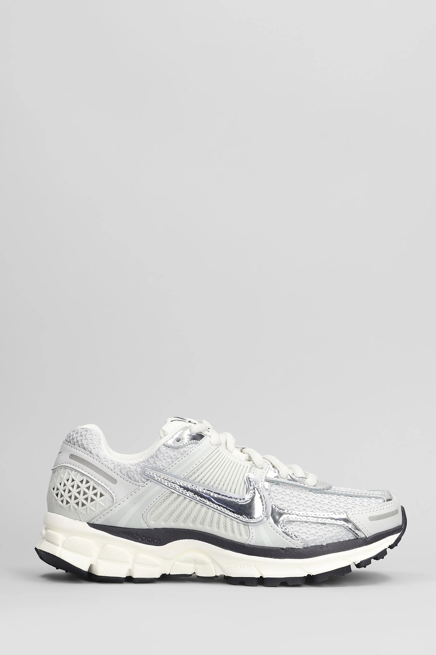Zoom Vomero 5 Sneakers in grey leather and fabric