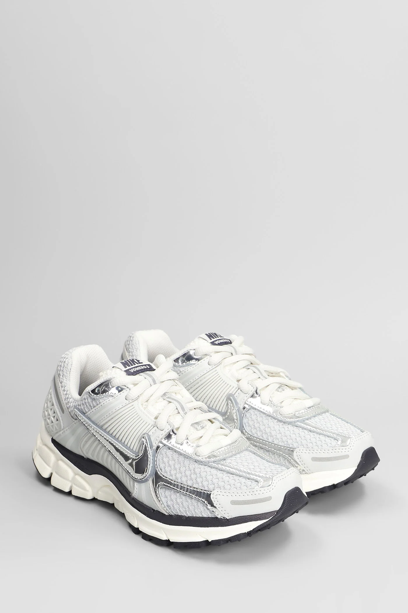 Zoom Vomero 5 Sneakers in grey leather and fabric - Image 2