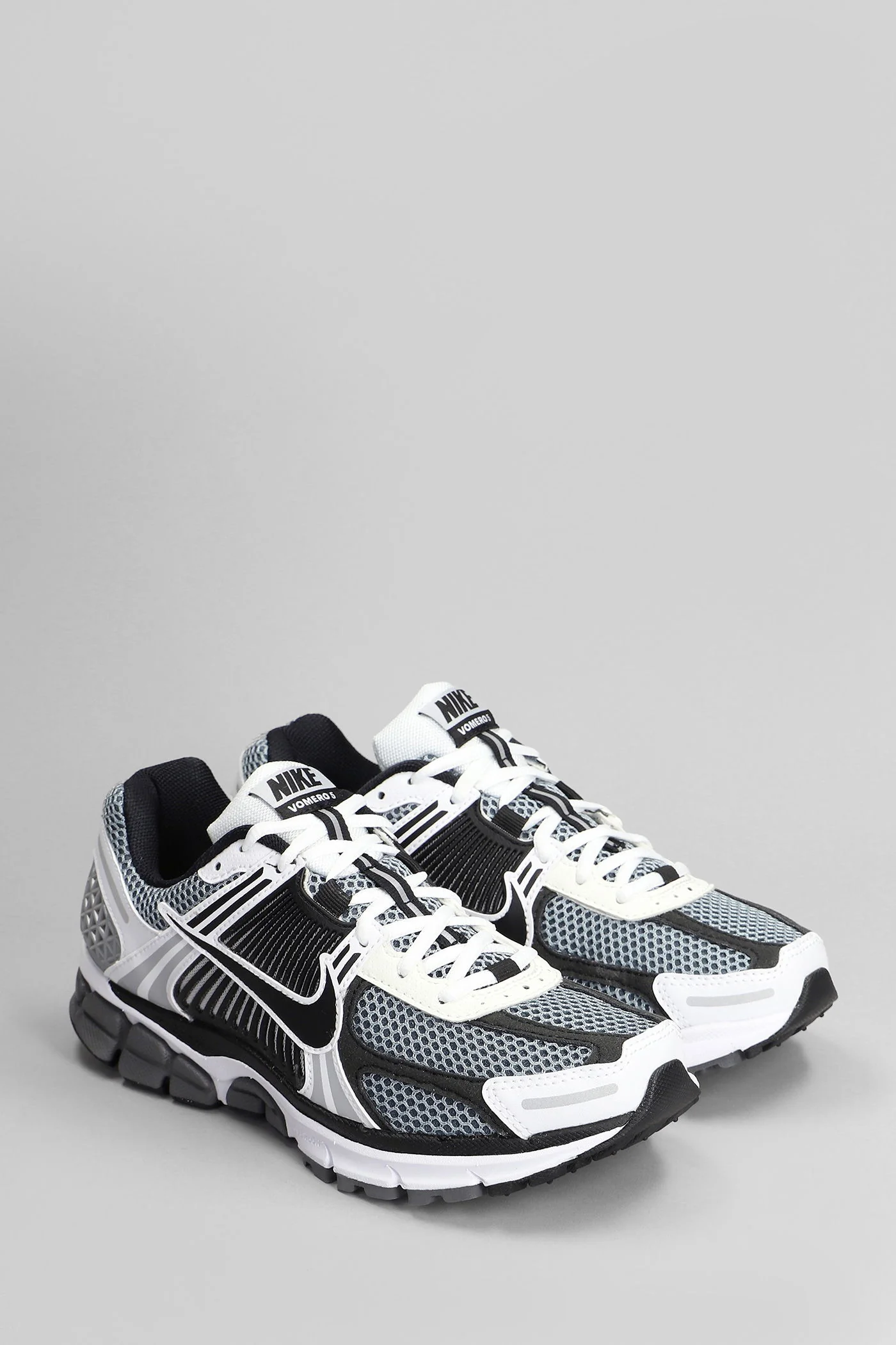 Zoom Vomero 5 Sneakers in grey leather and fabric - Image 2