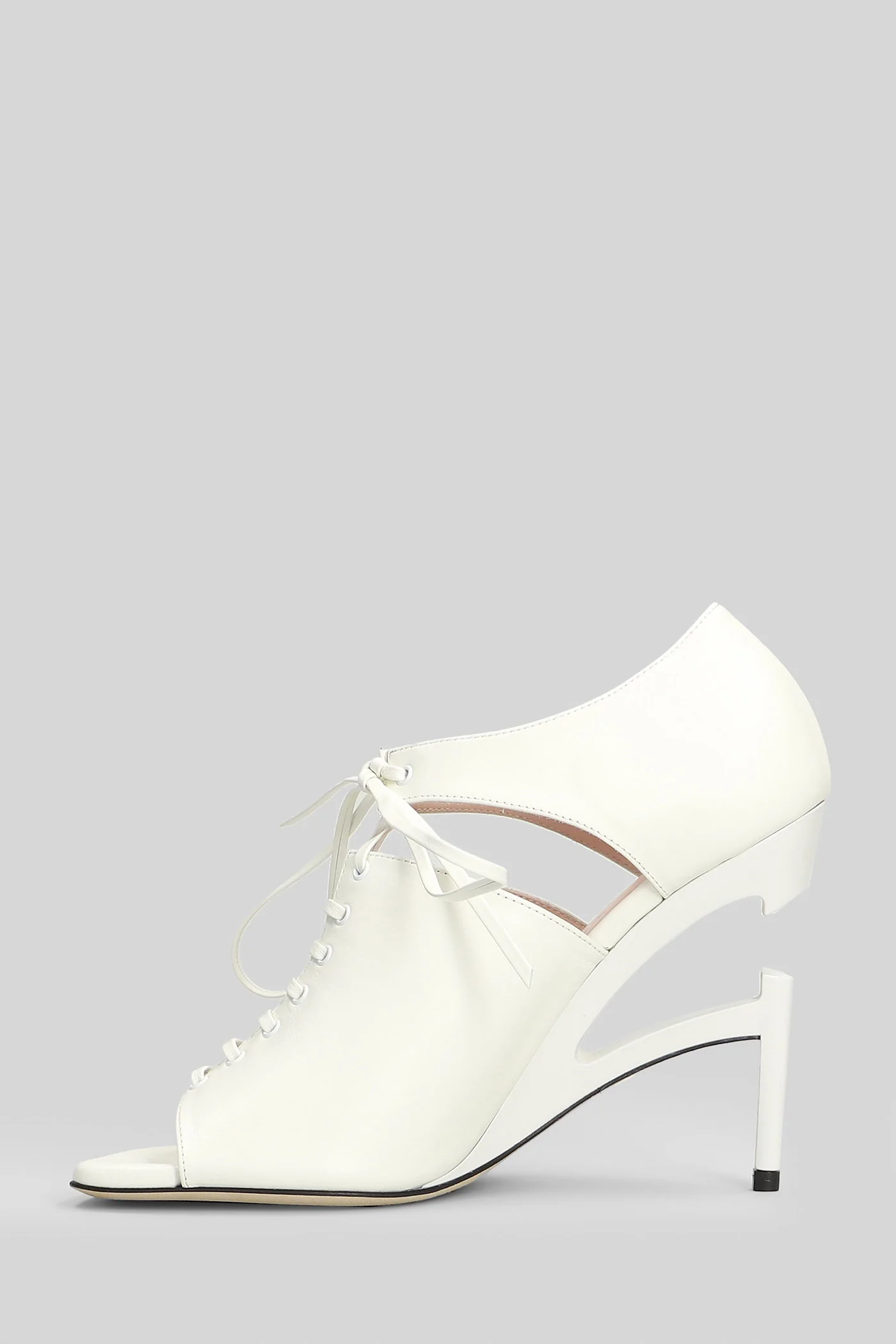 Sandals in white leather - Image 3