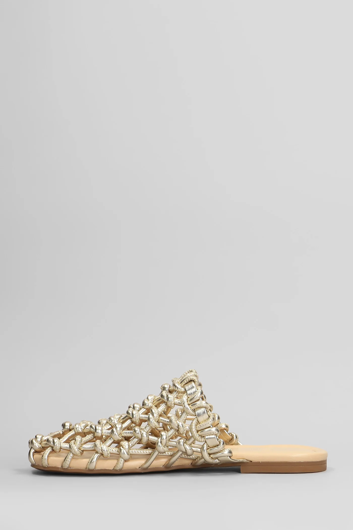 Nour Slipper-Mule in platinum leather - Image 3