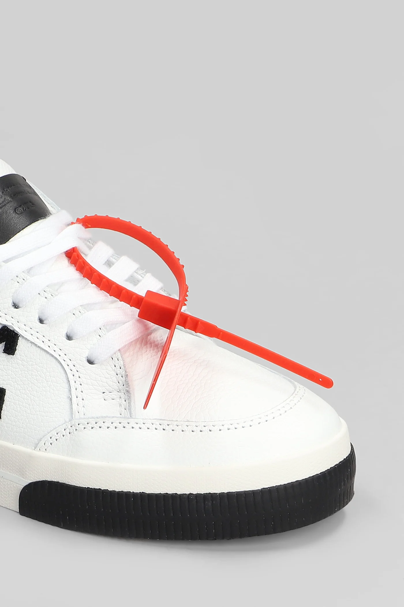 New vulcanized low Sneakers in white leather - Image 5