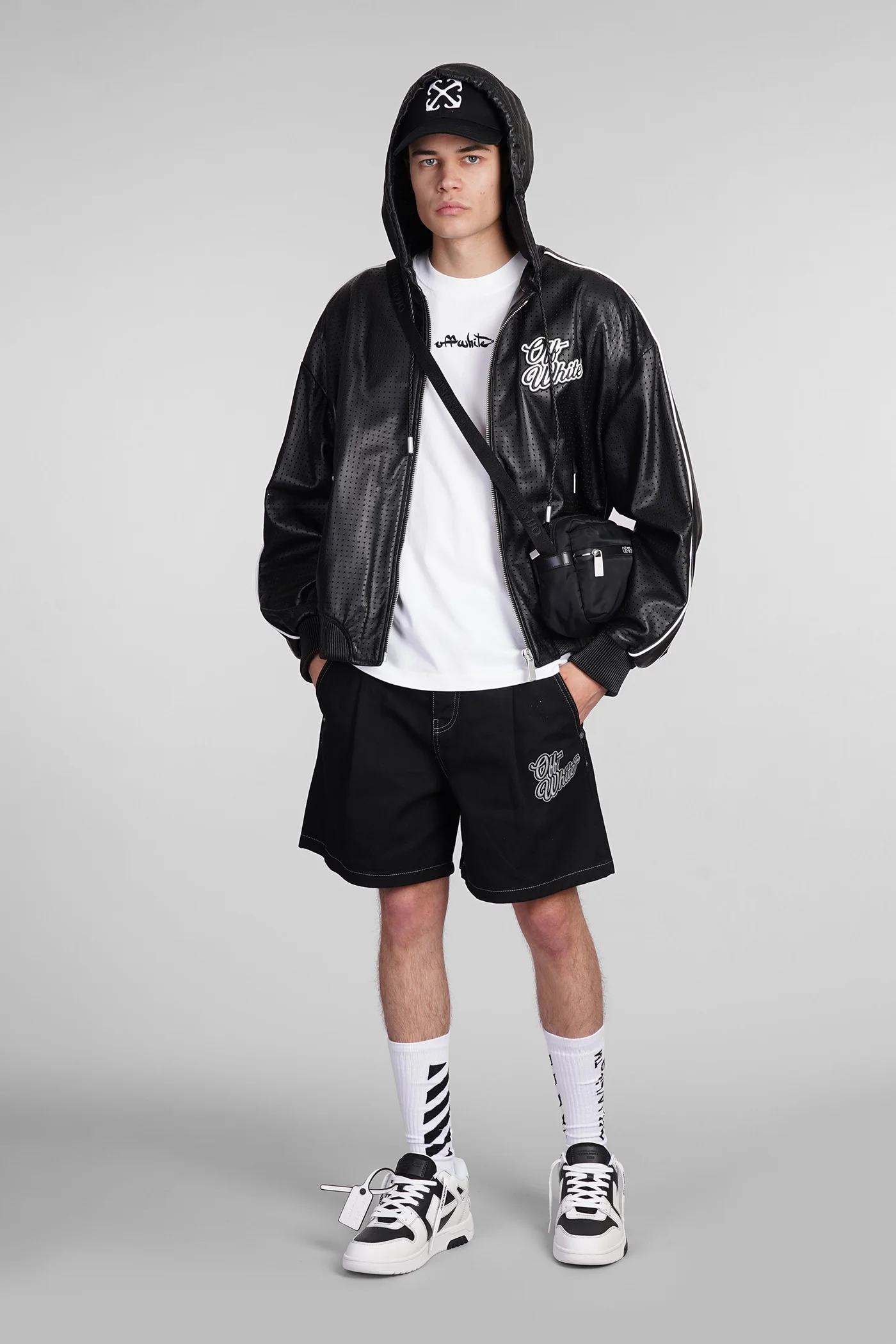 Shorts in black cotton - Image 2