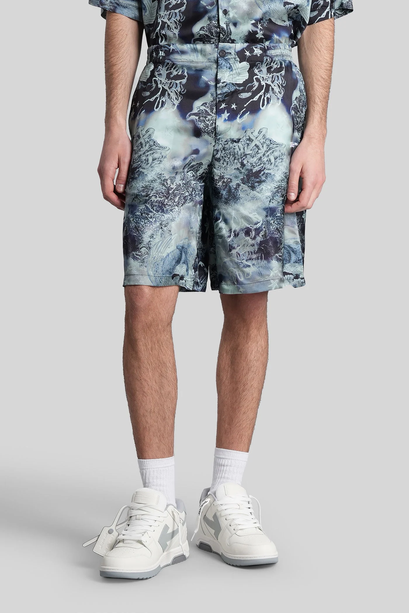 Shorts in blue viscose