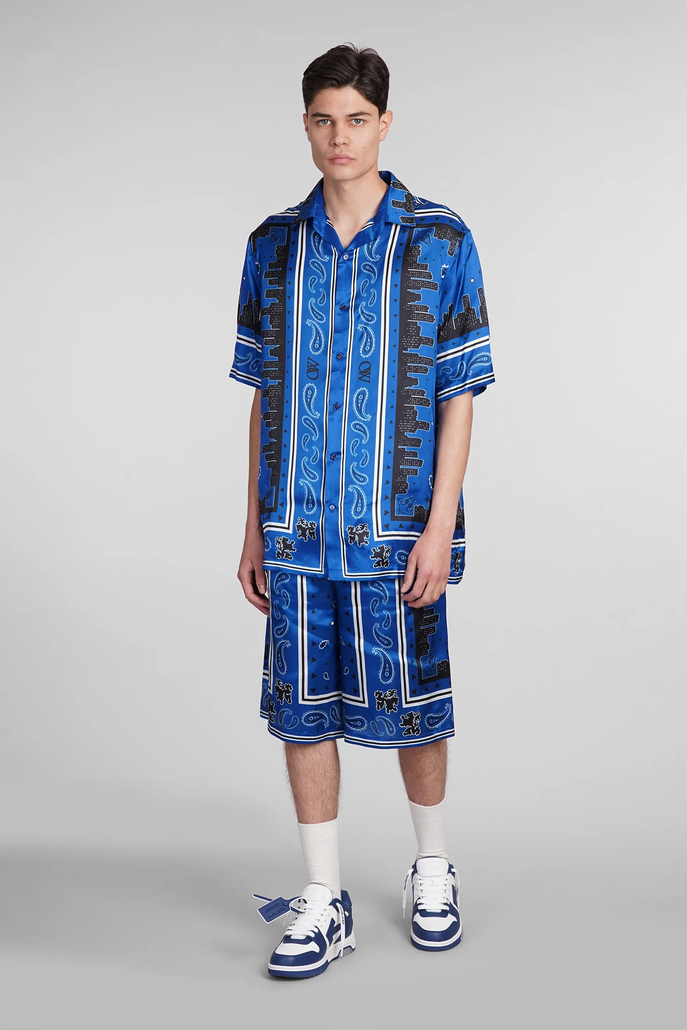 Shorts in blue viscose - Image 2