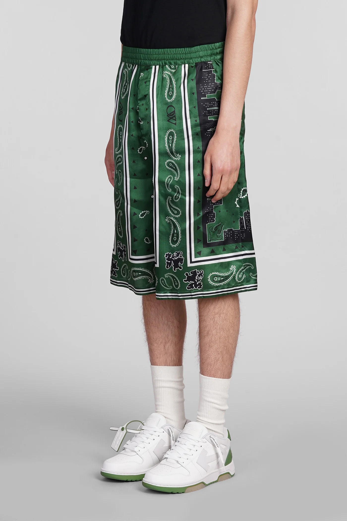 Shorts in green viscose - Image 3