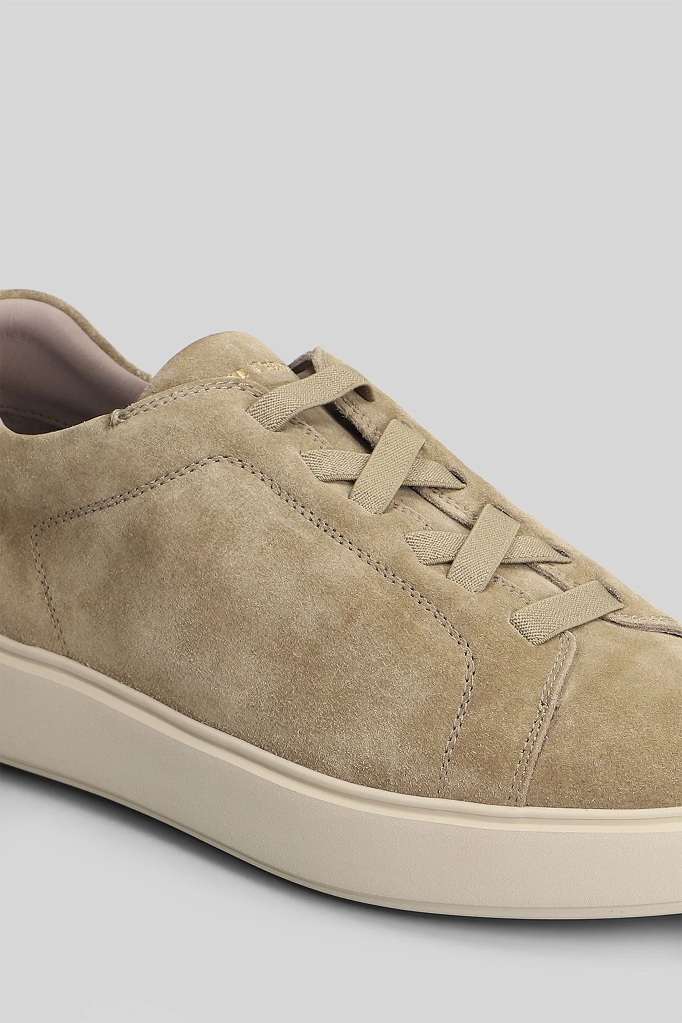 Slouch 001 Sneakers in Camel suede - Image 5