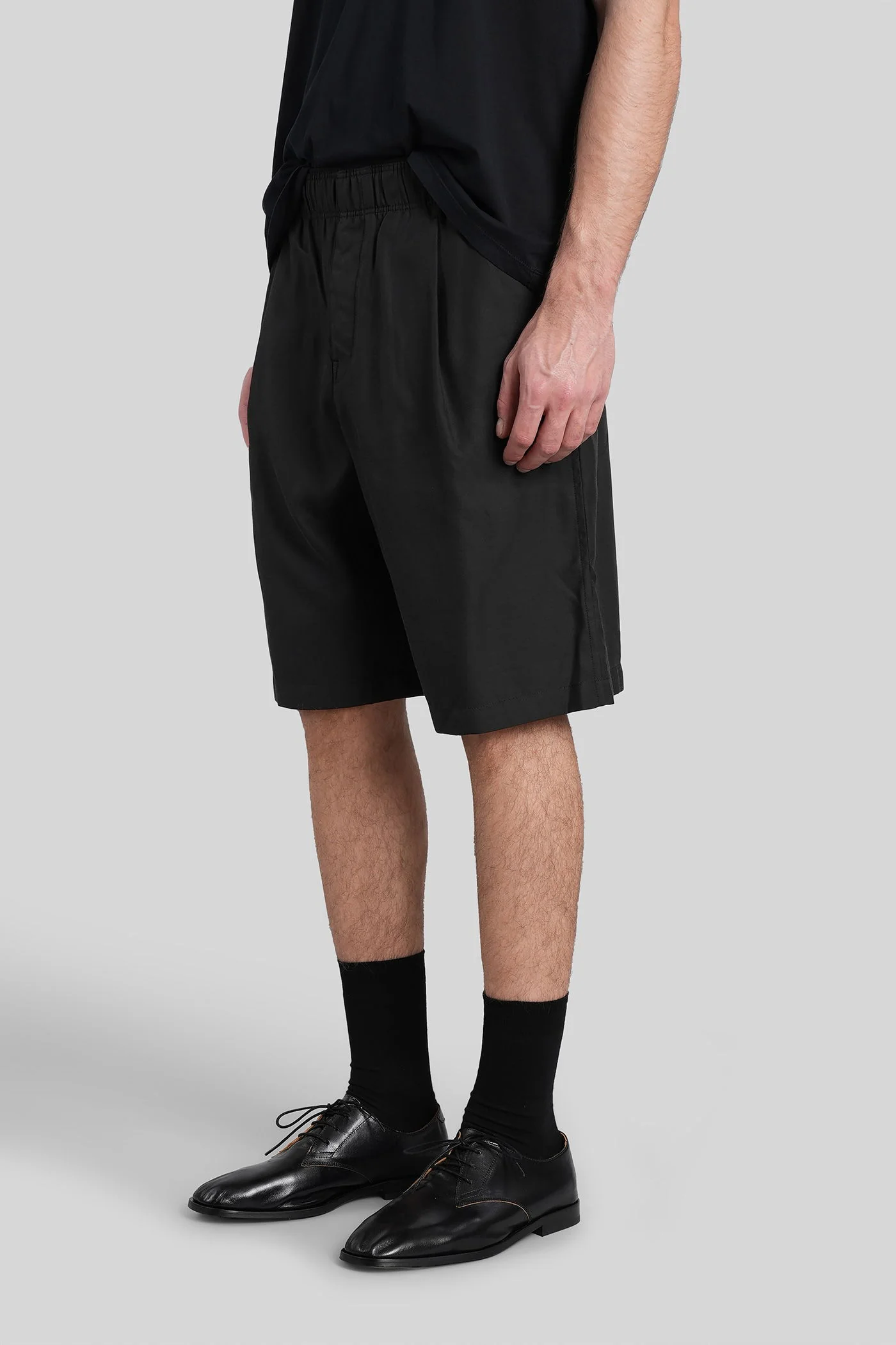 Leisure short Shorts in black polyamide polyester - Image 4