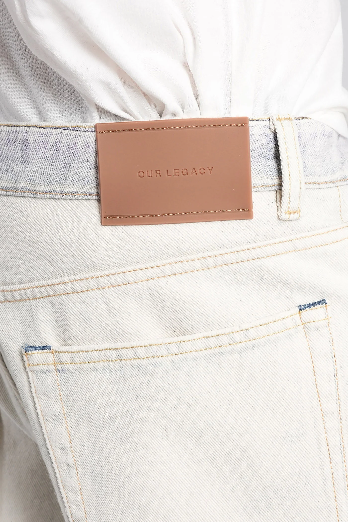 Third cut Jeans in beige denim - Image 5