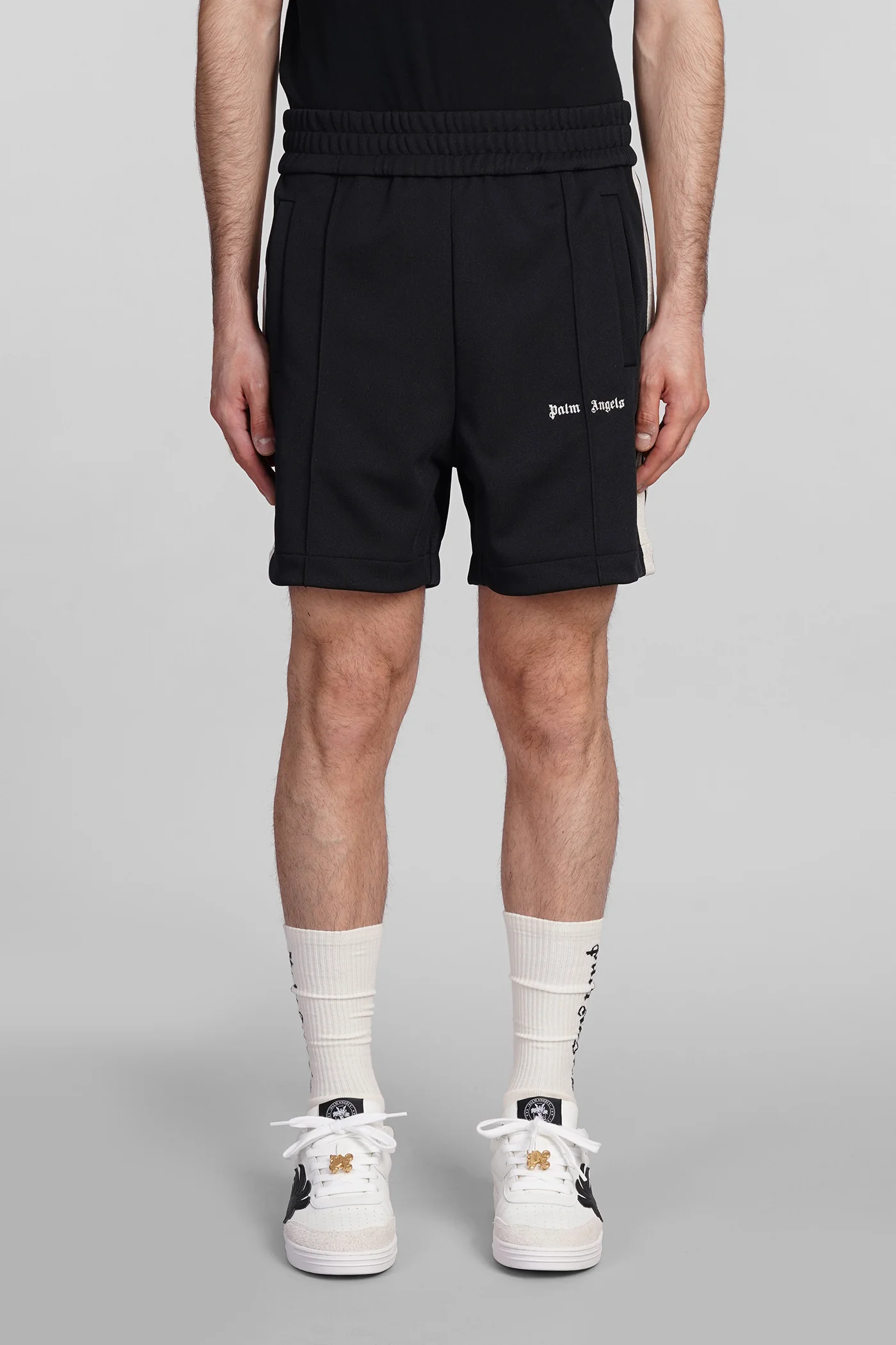 Shorts in black polyester