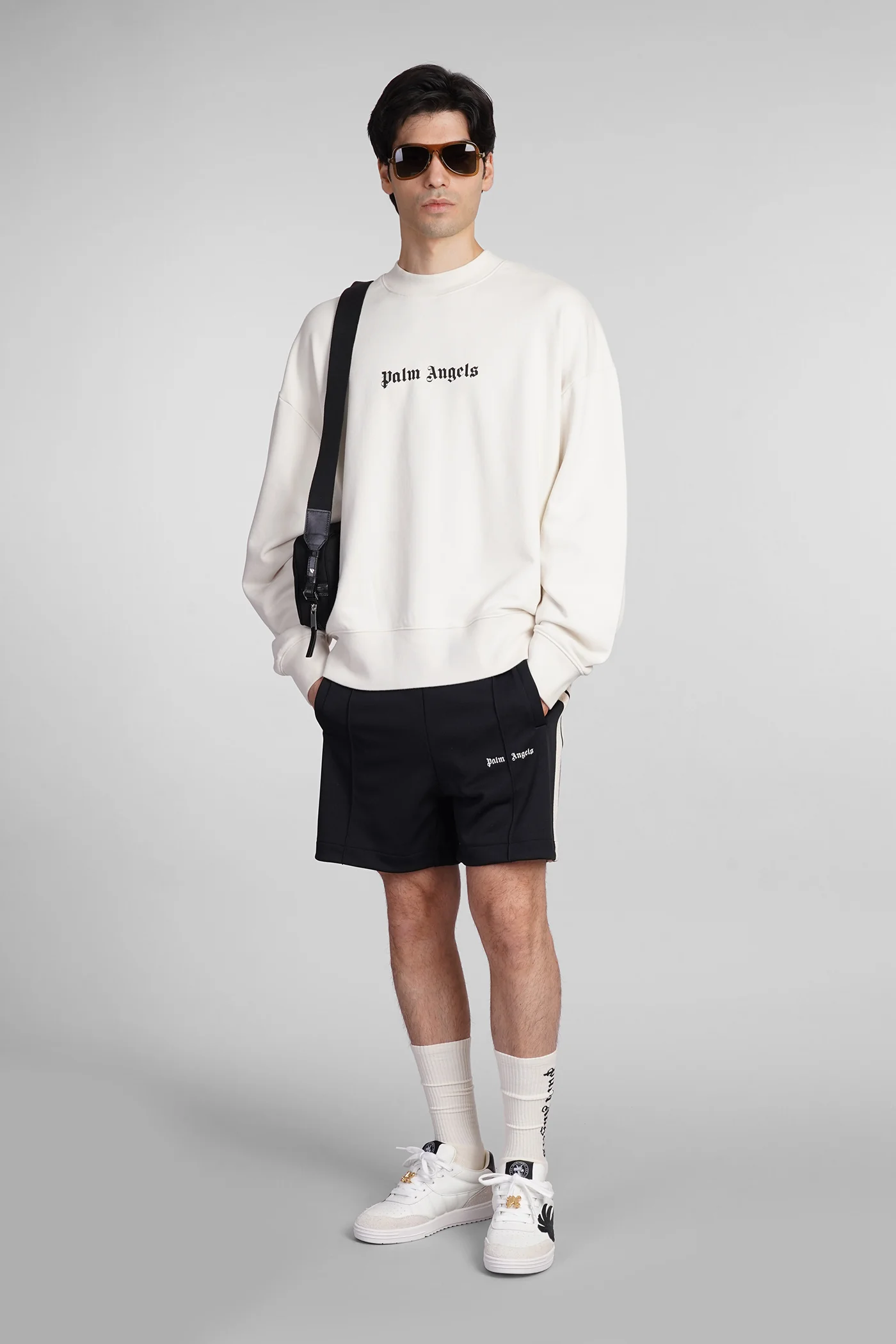 Shorts in black polyester - Image 2