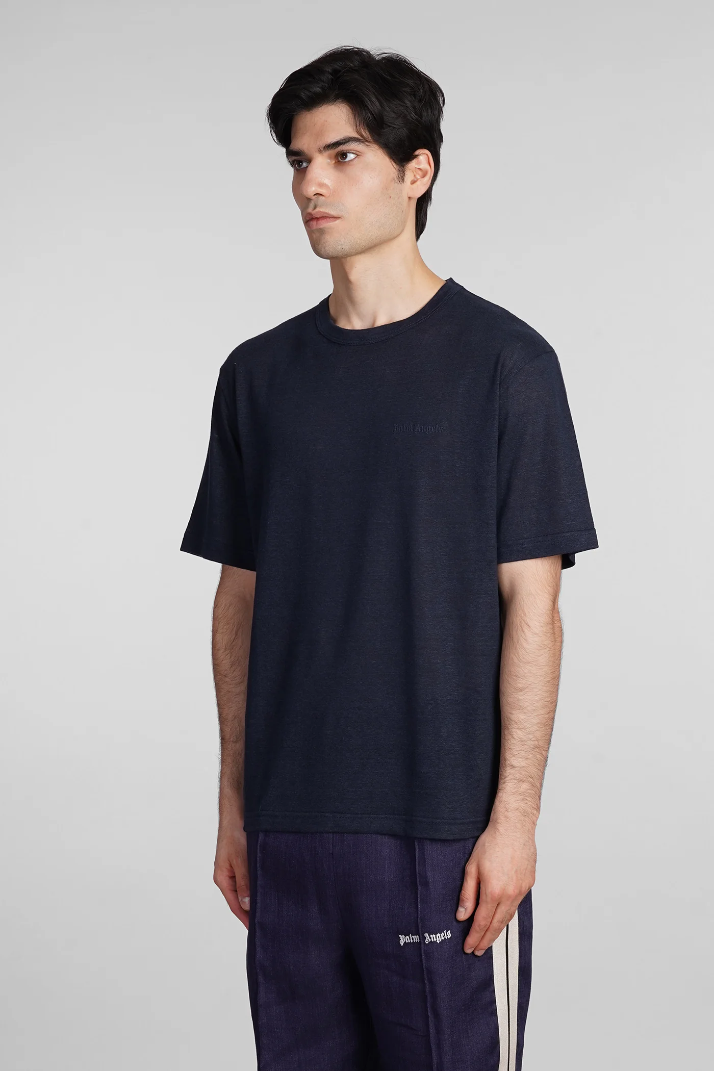 T-Shirt in black linen - Image 4