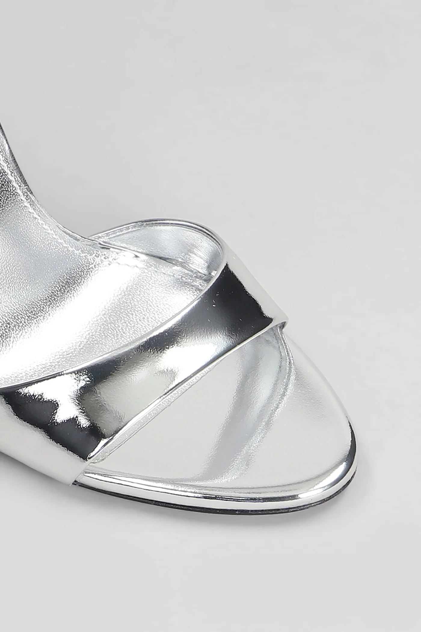 Lidia Mule Slipper-Mule in silver leather - Image 5
