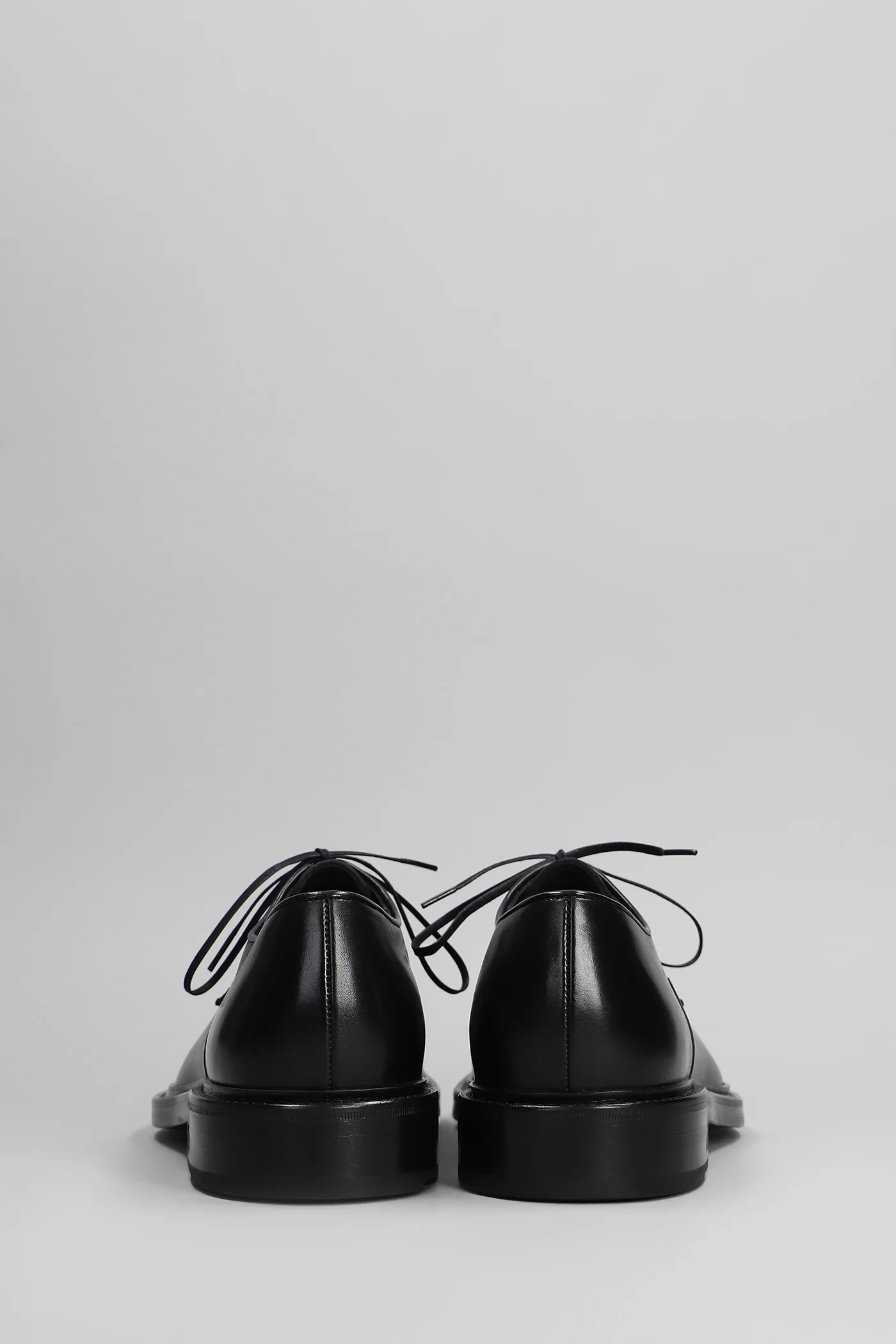 Soloman Lace up shoes in black leather - Image 49