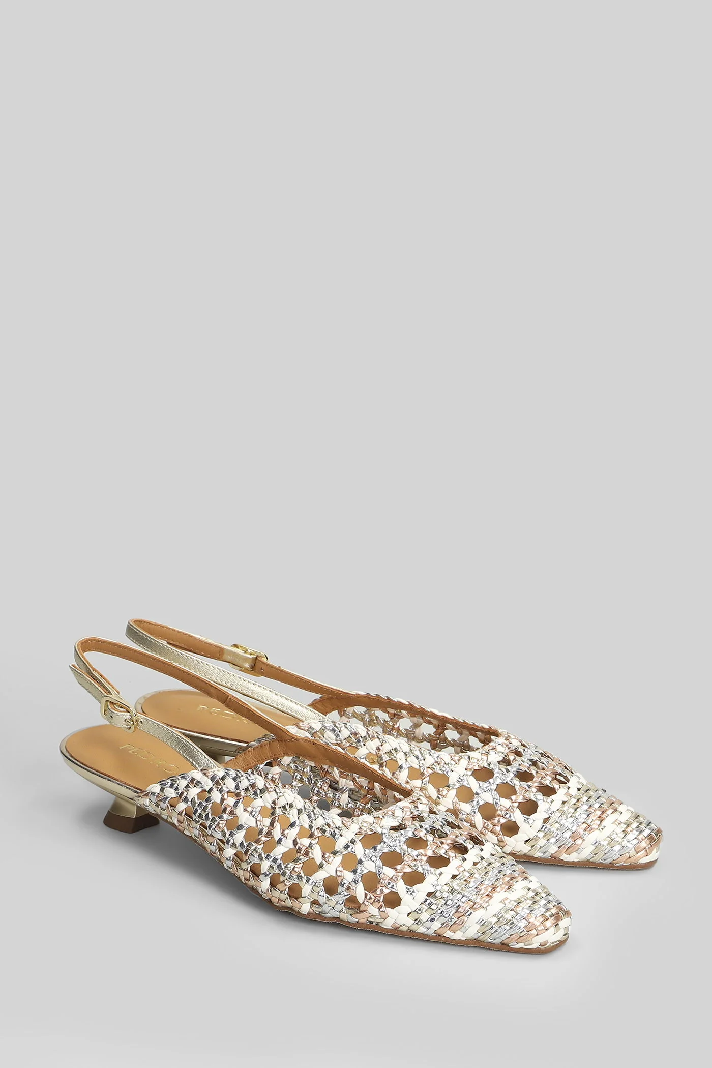 Pumps in white leather - Image 2