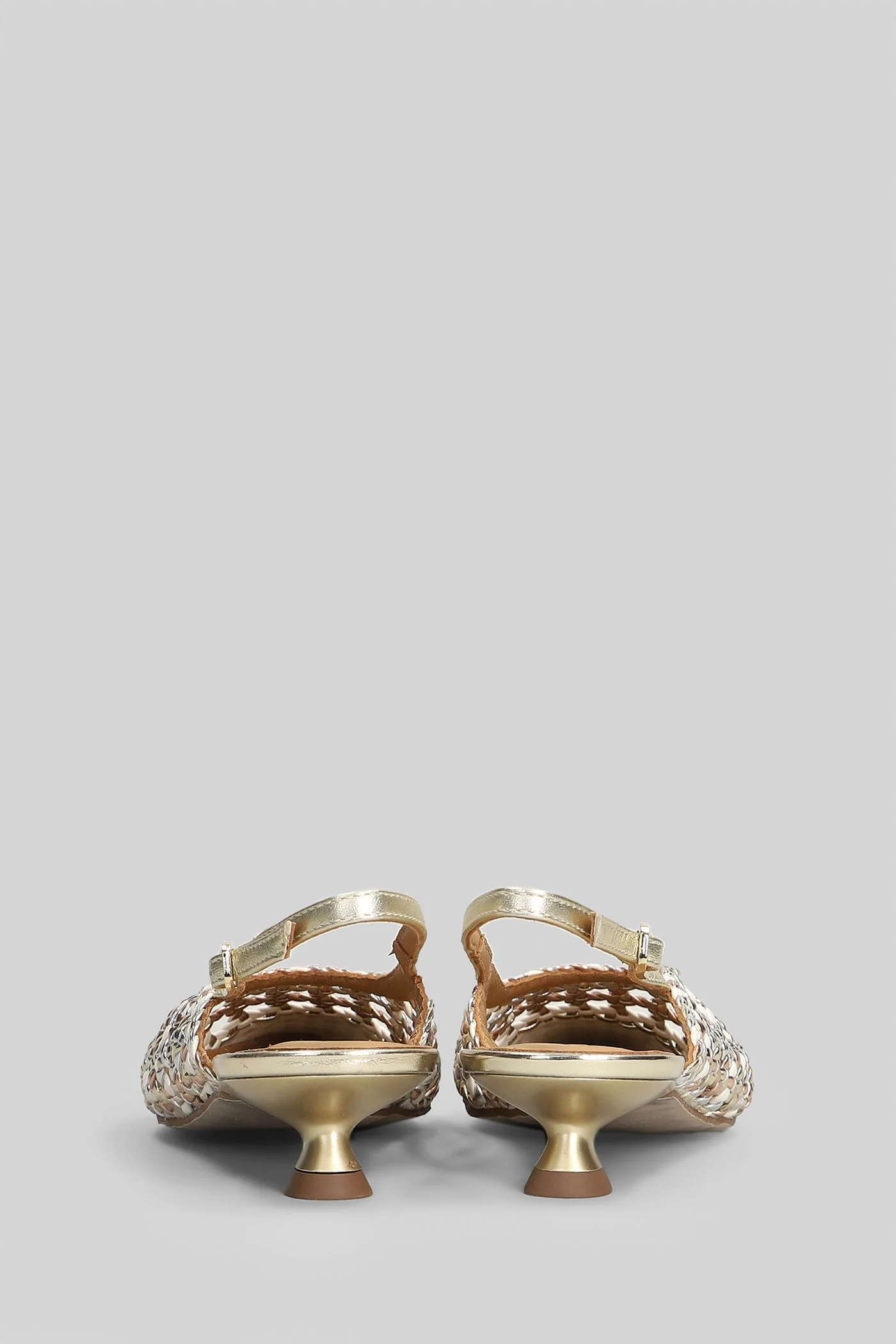 Pumps in white leather - Image 4