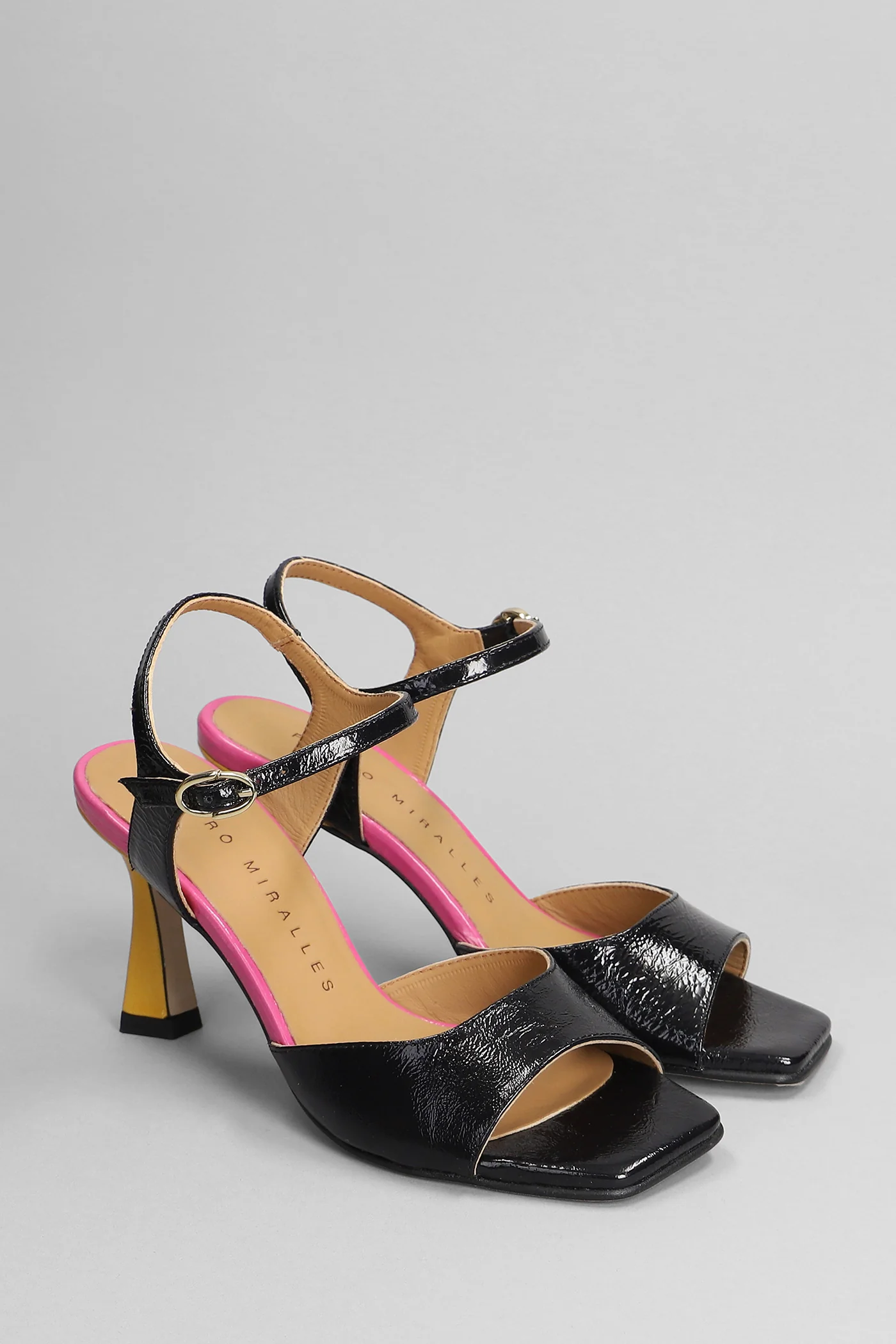 Sandals in black leather - Image 2
