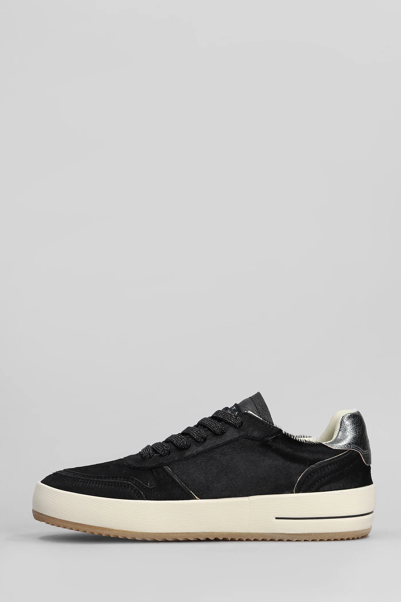 Nice Low Sneakers in black pony skin - Image 13