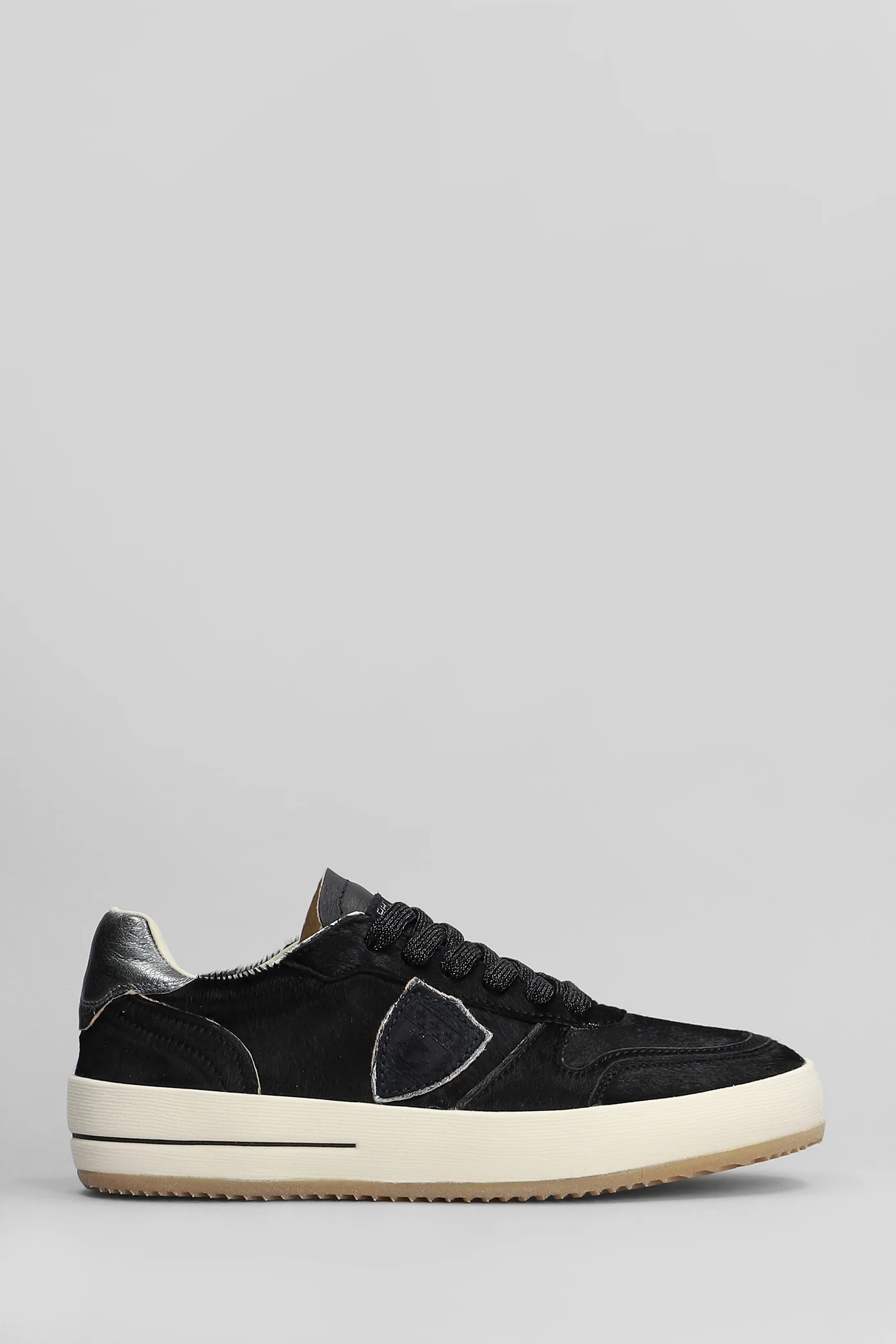 Nice Low Sneakers in black pony skin - Image 21