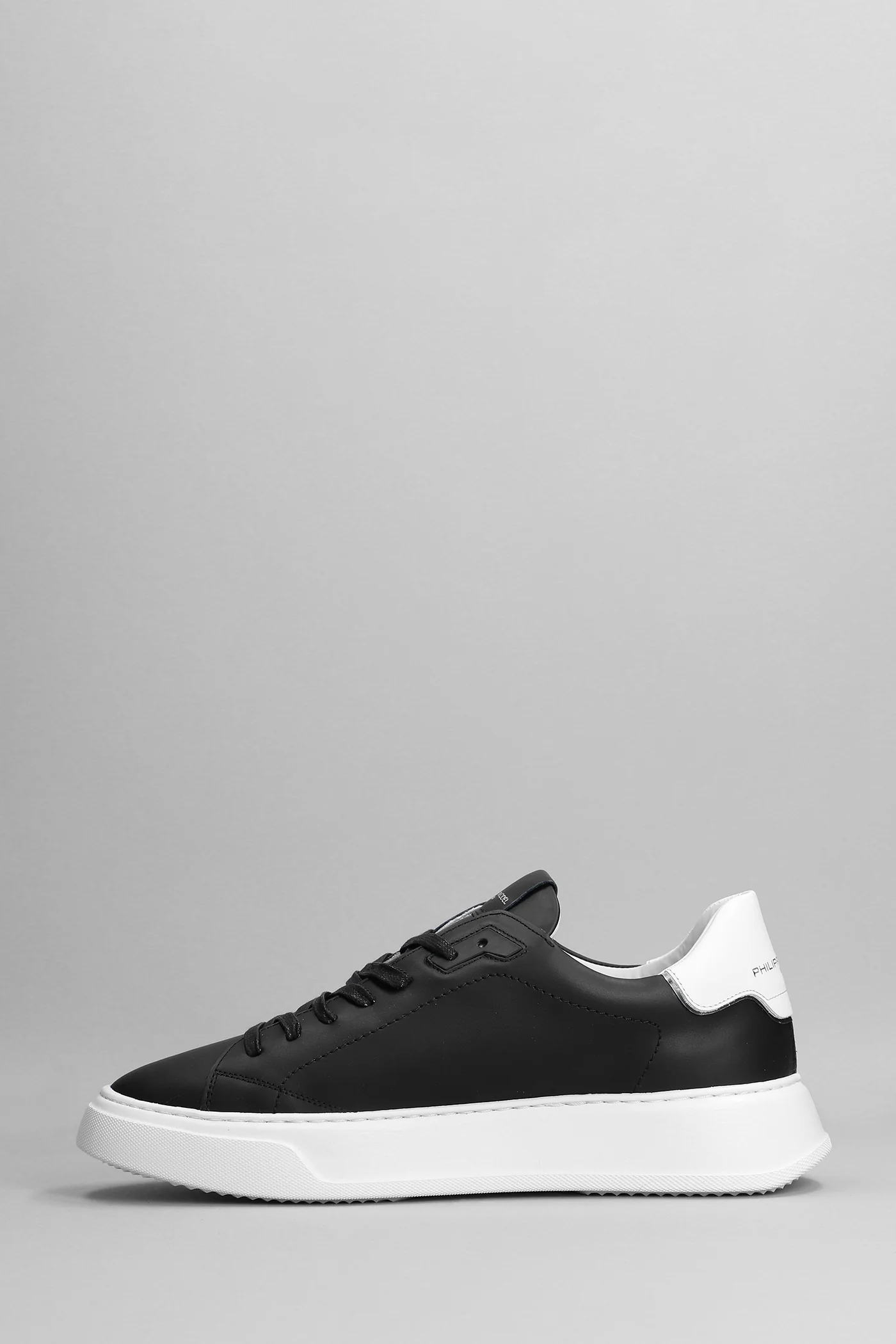 Temple Sneakers in black leather - Image 3