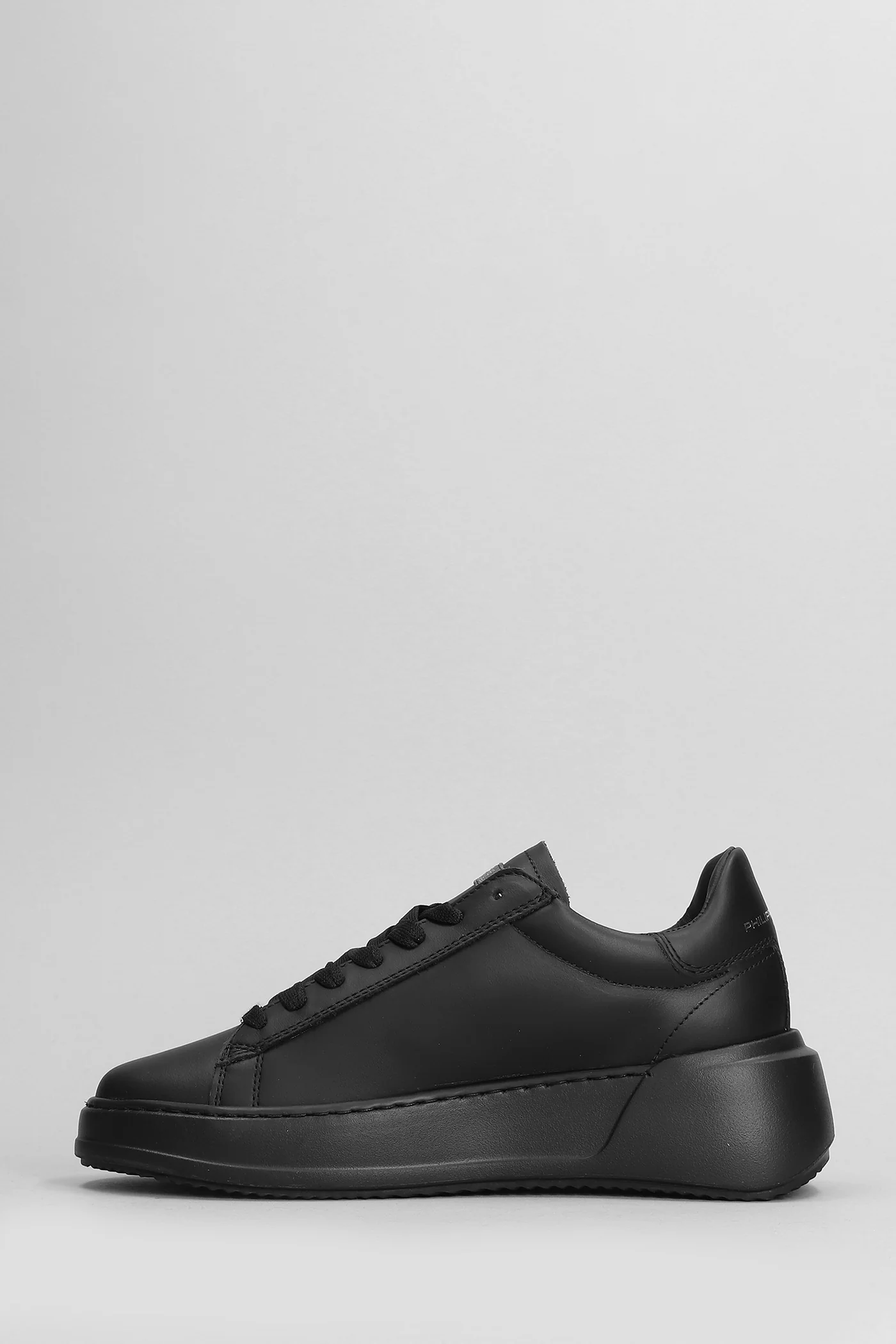 Tris Temple Low Sneakers in black leather - Image 3