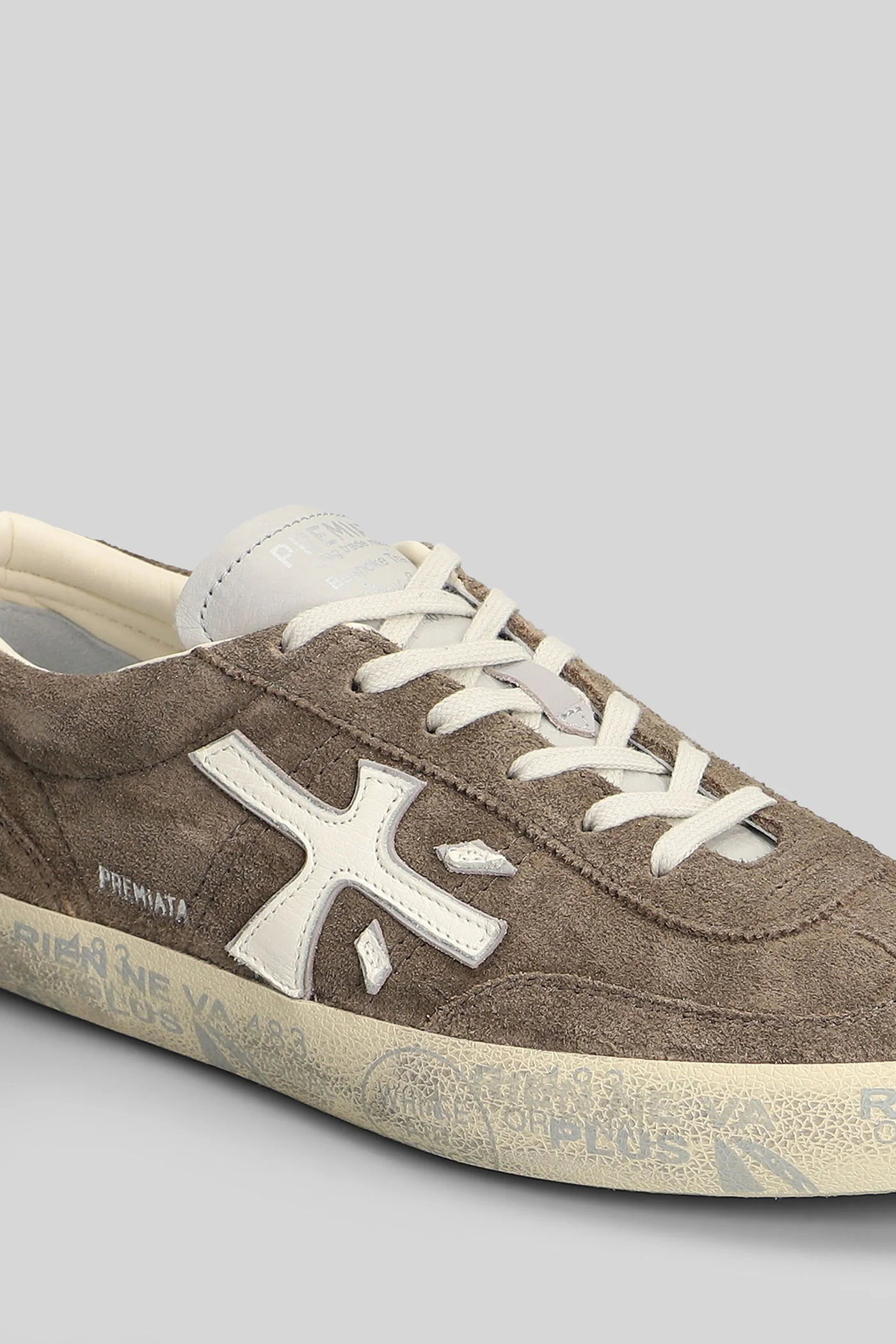 David Sneakers in taupe suede - Image 5
