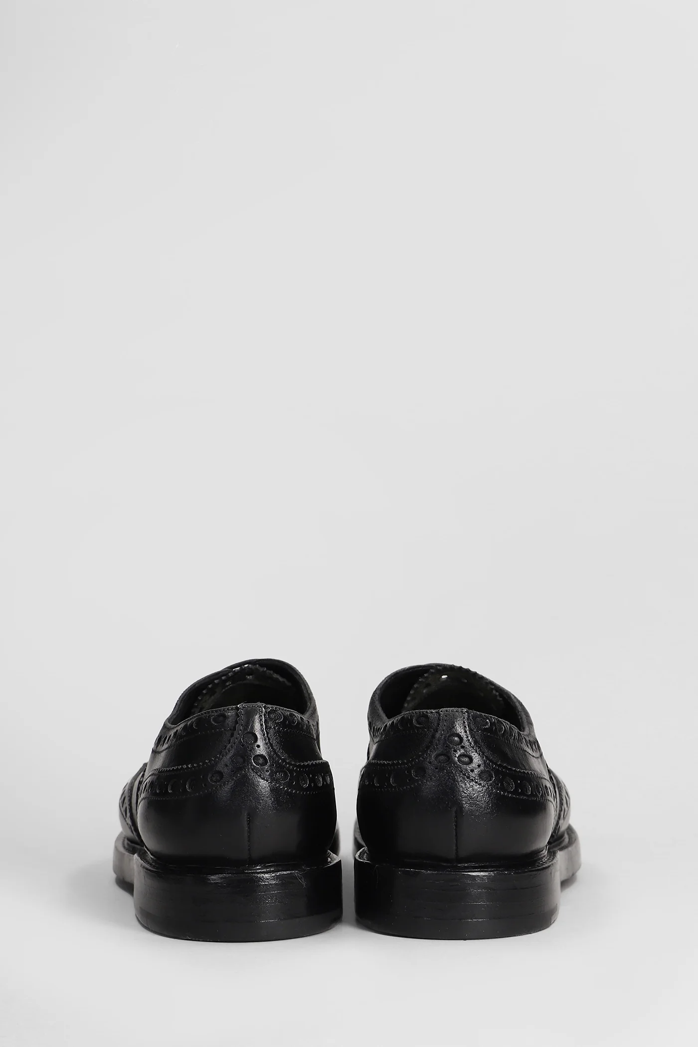 Lace up shoes in black leather - Image 54