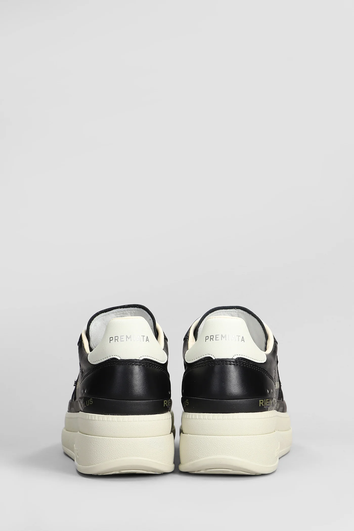 Micol Sneakers in black leather - Image 4