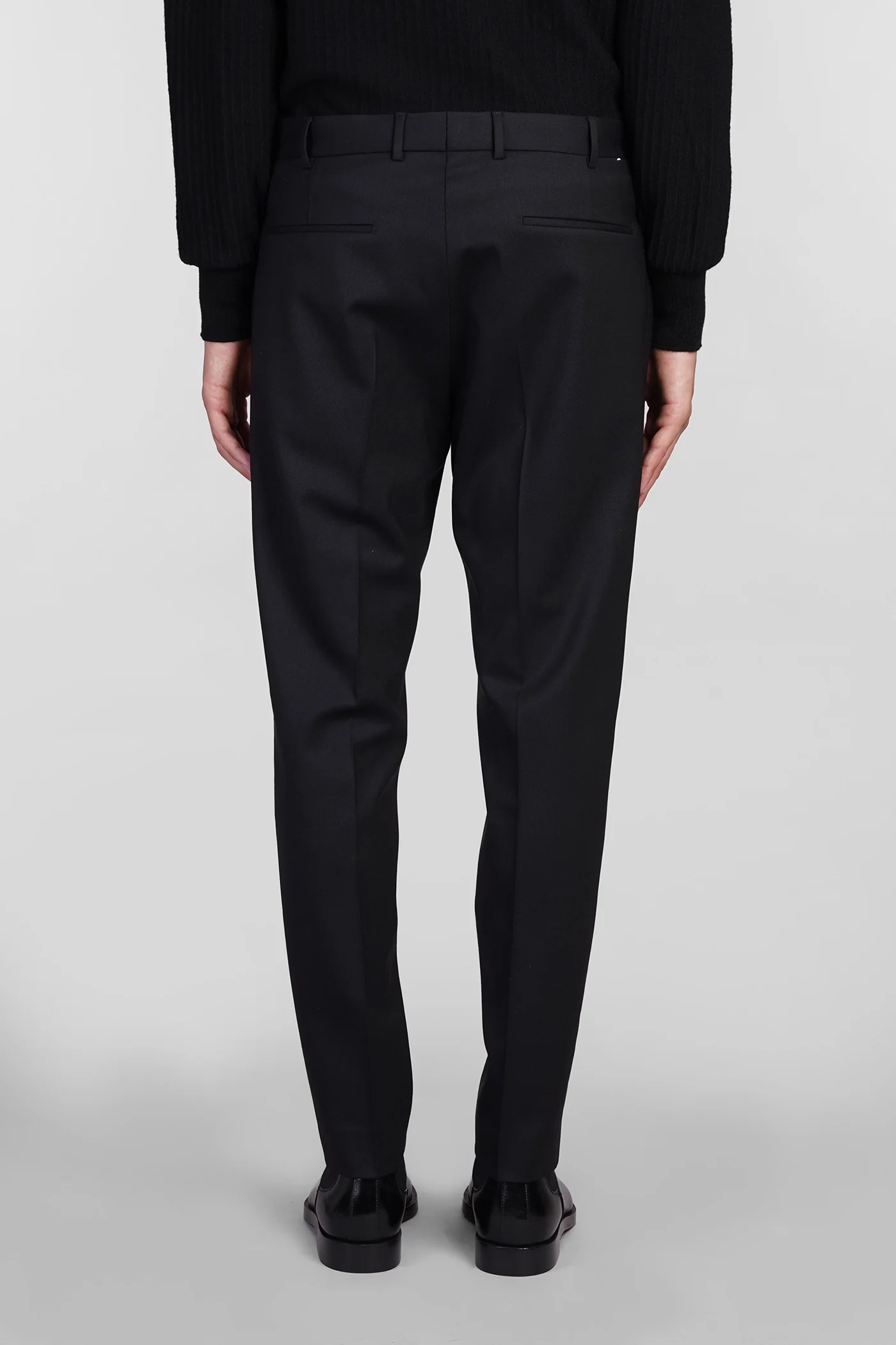 Pants in black wool - Image 2