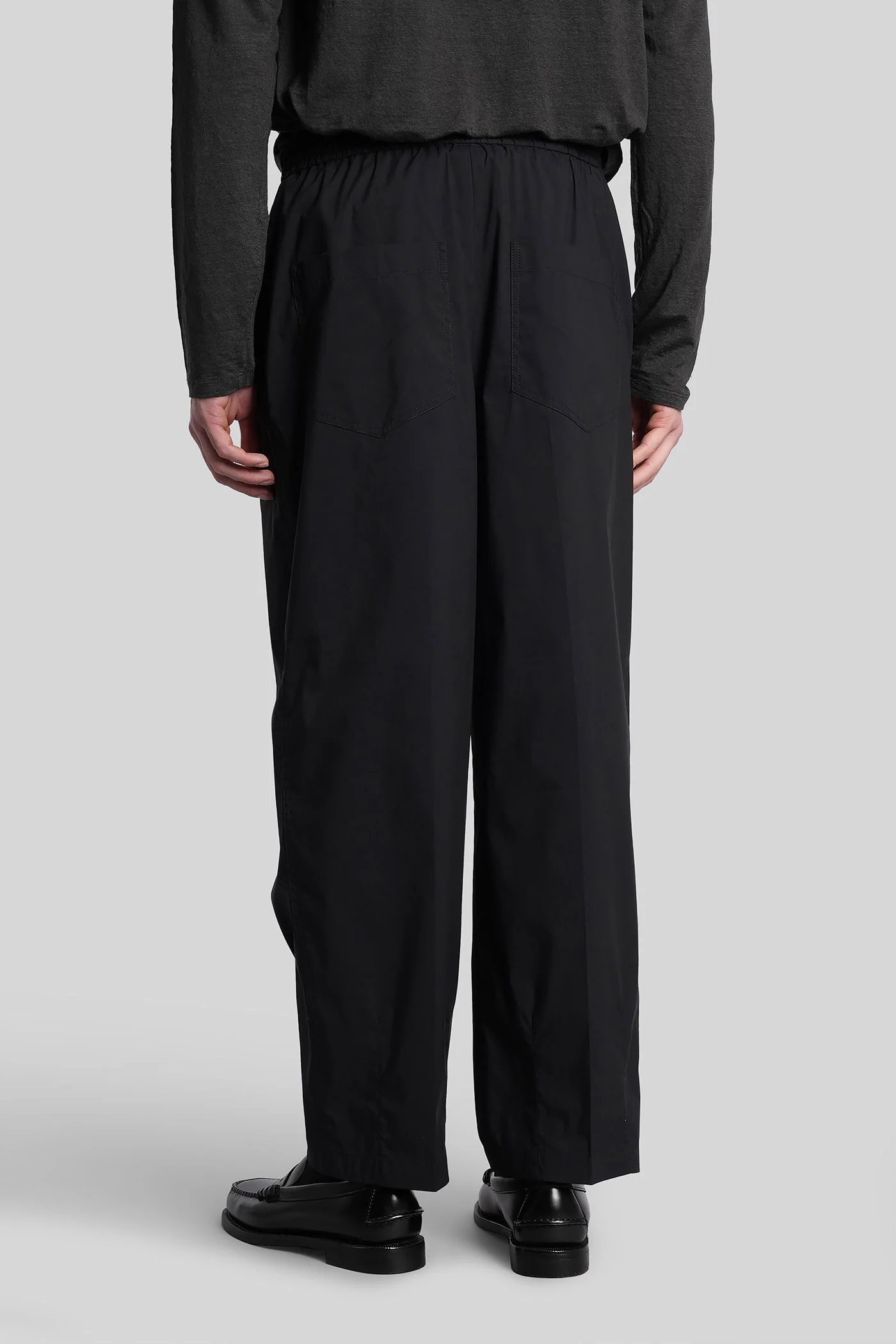 VD05 Pants in black cotton - Image 3