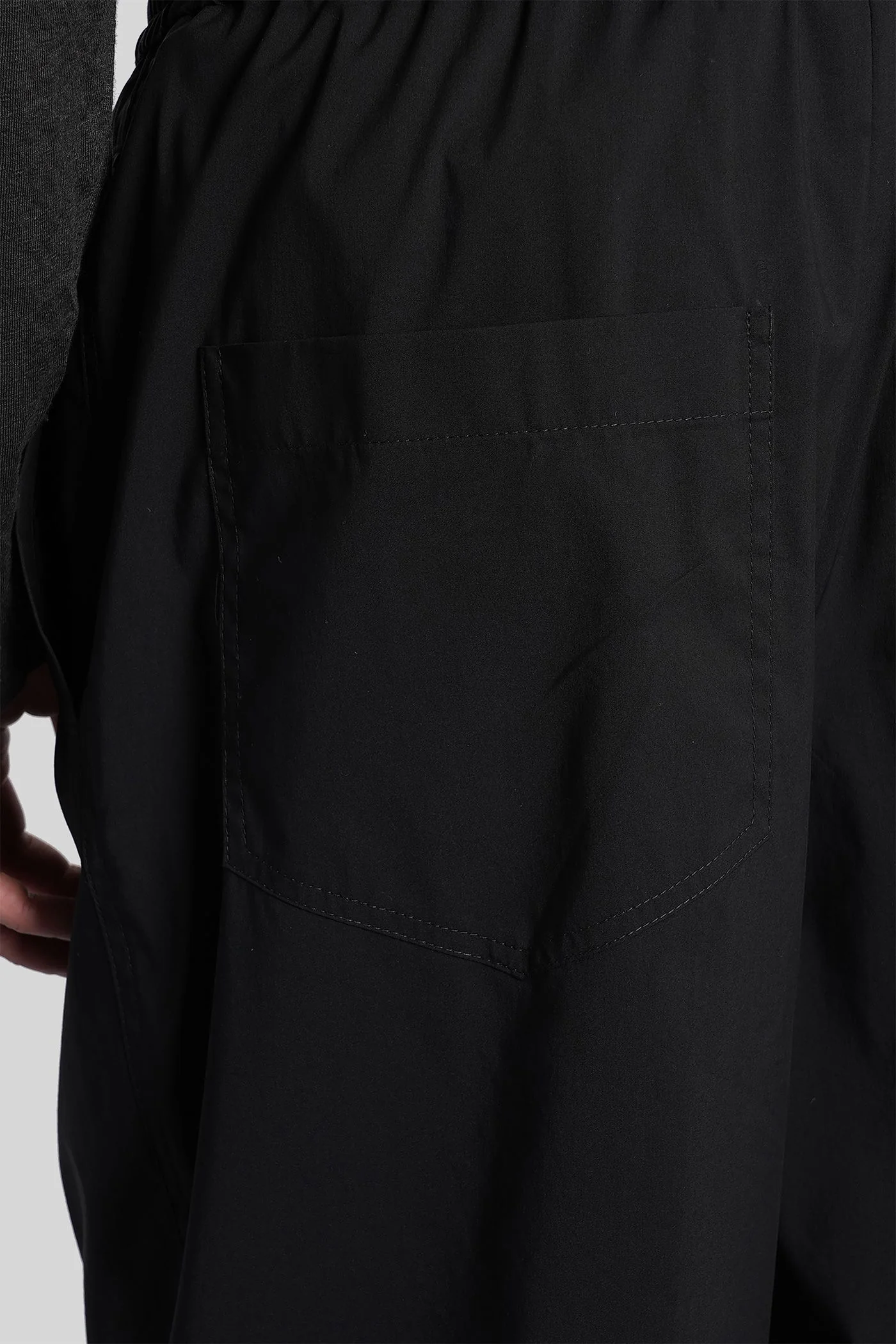 VD05 Pants in black cotton - Image 5
