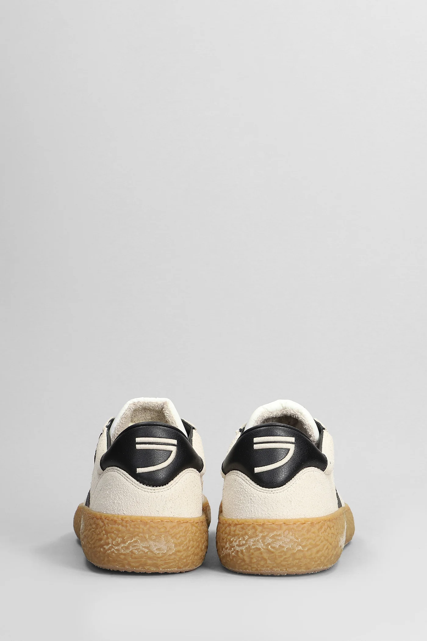 Sneakers in beige suede - Image 4