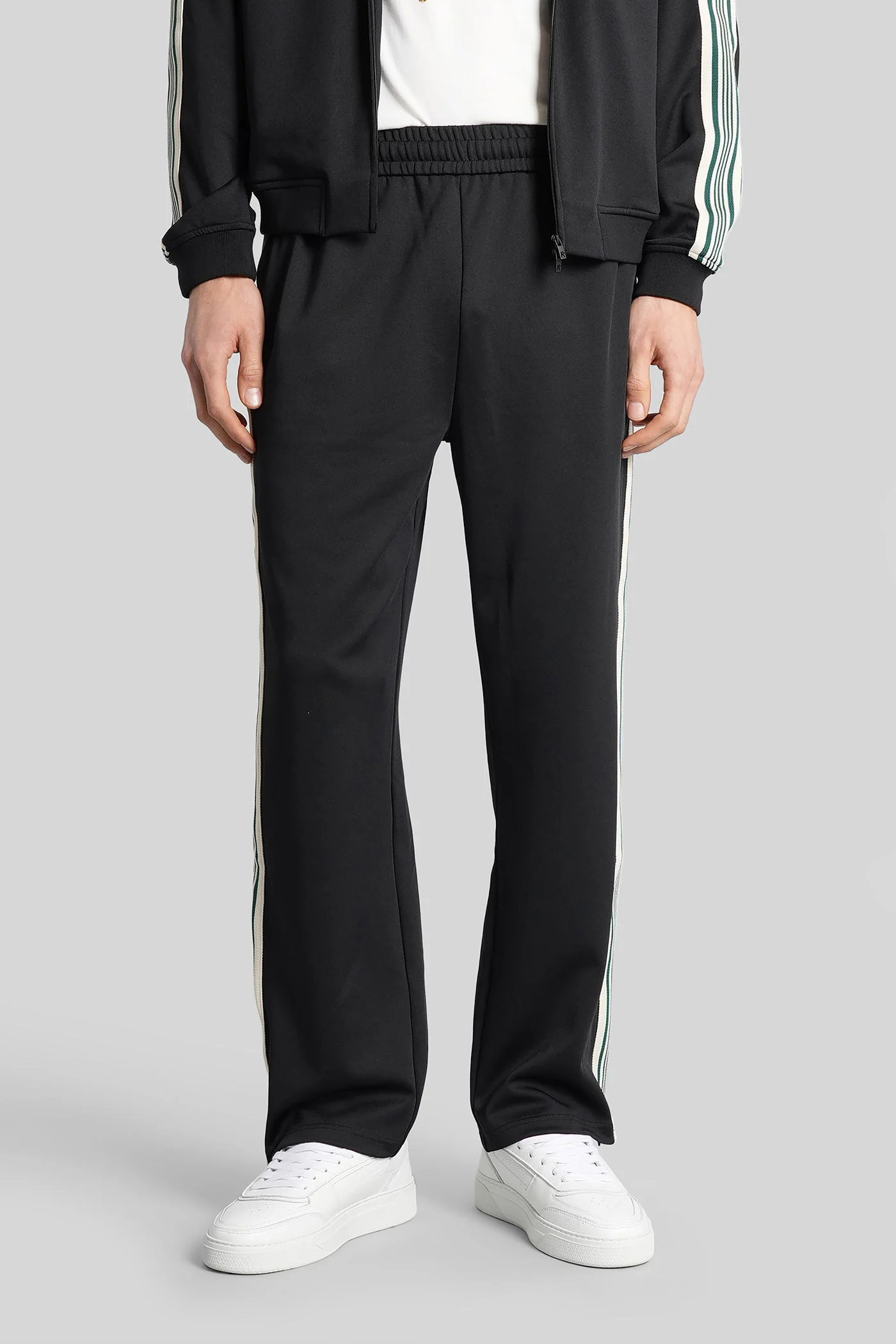 Pants in black polyester