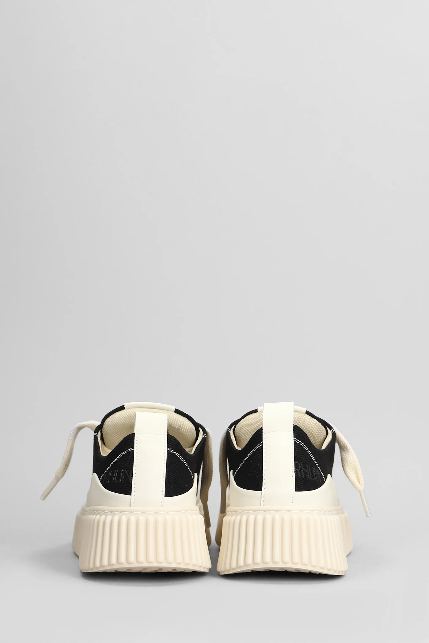 Sneakers in black canvas - Image 4