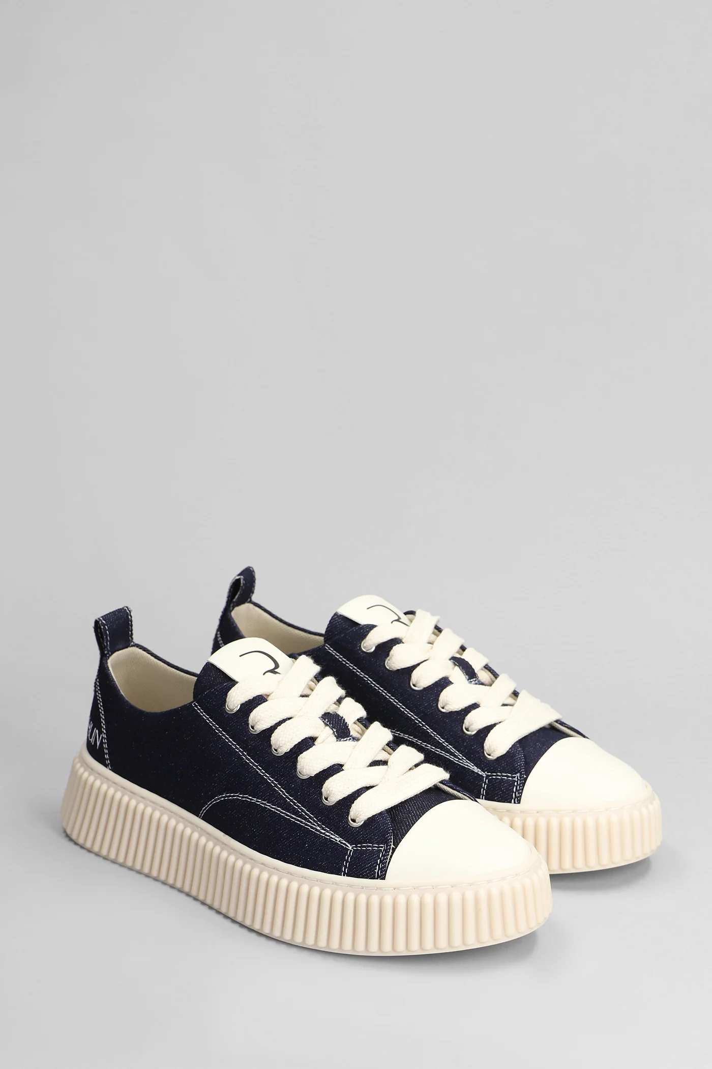 Sneakers in blue canvas - Image 2