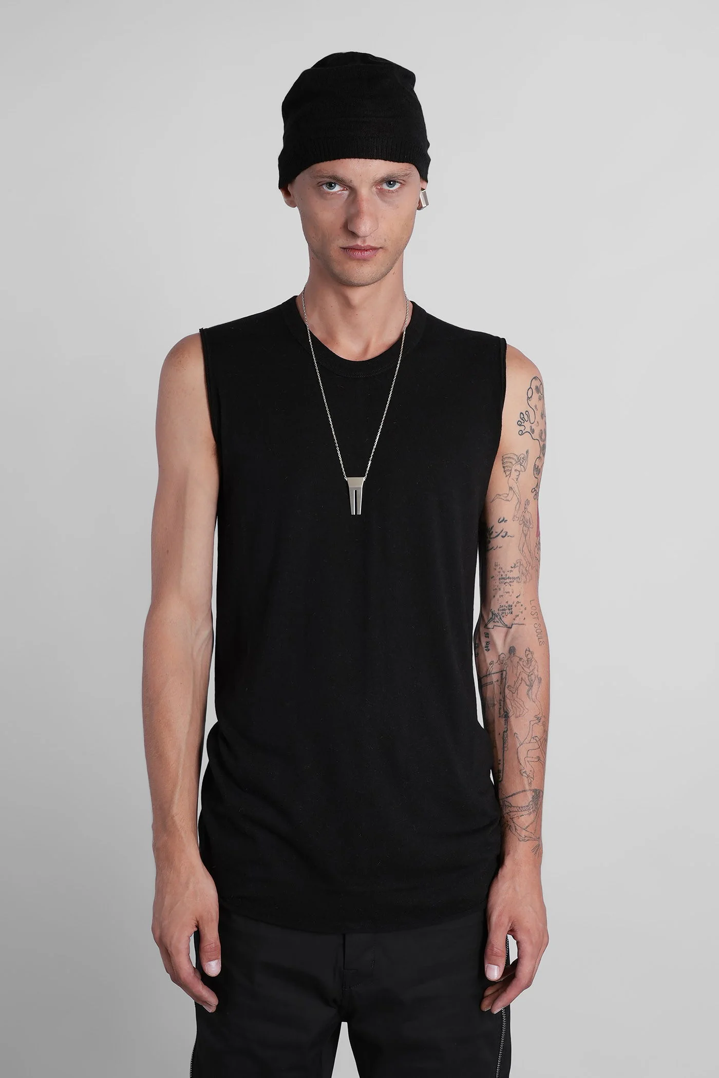 Basic sl t tank Top in black viscose
